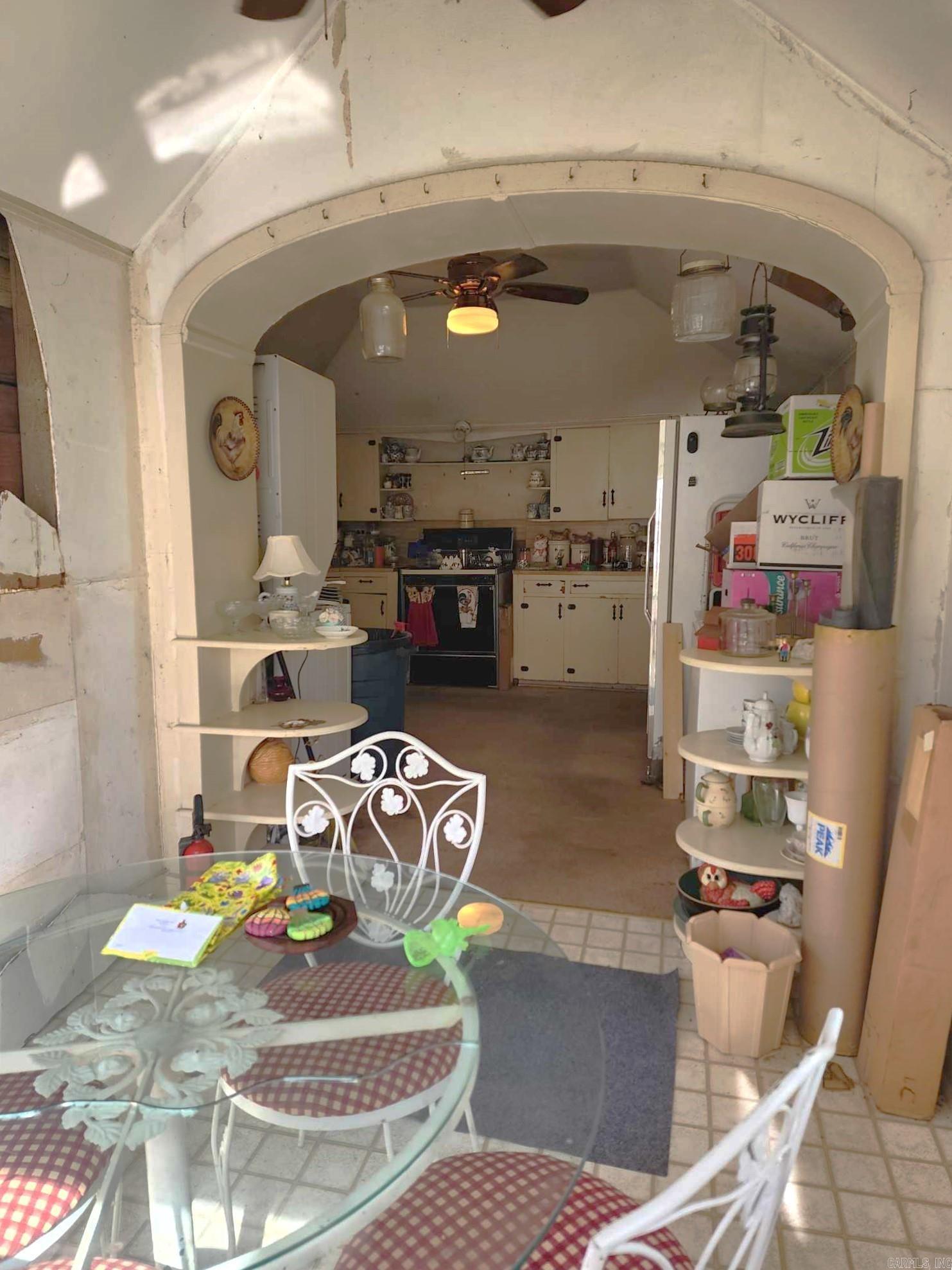 Mena Original - Residential