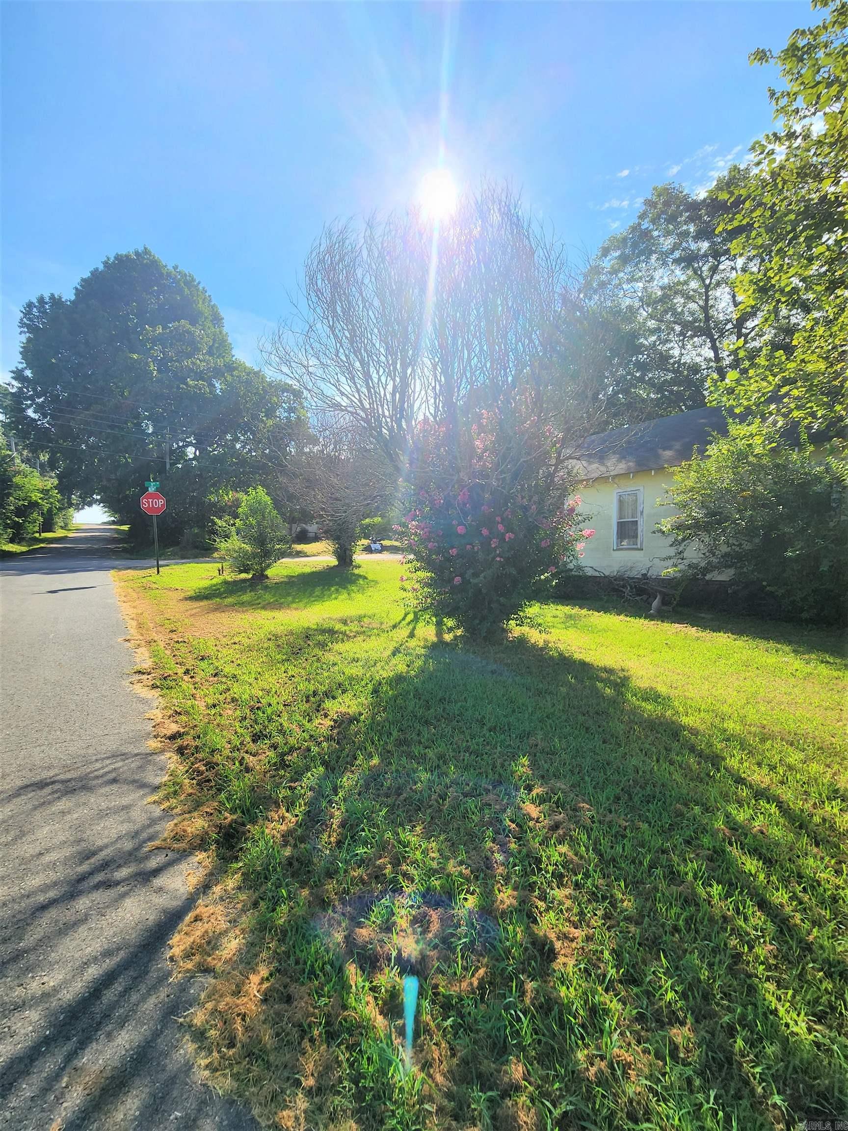 Mena Original - Residential