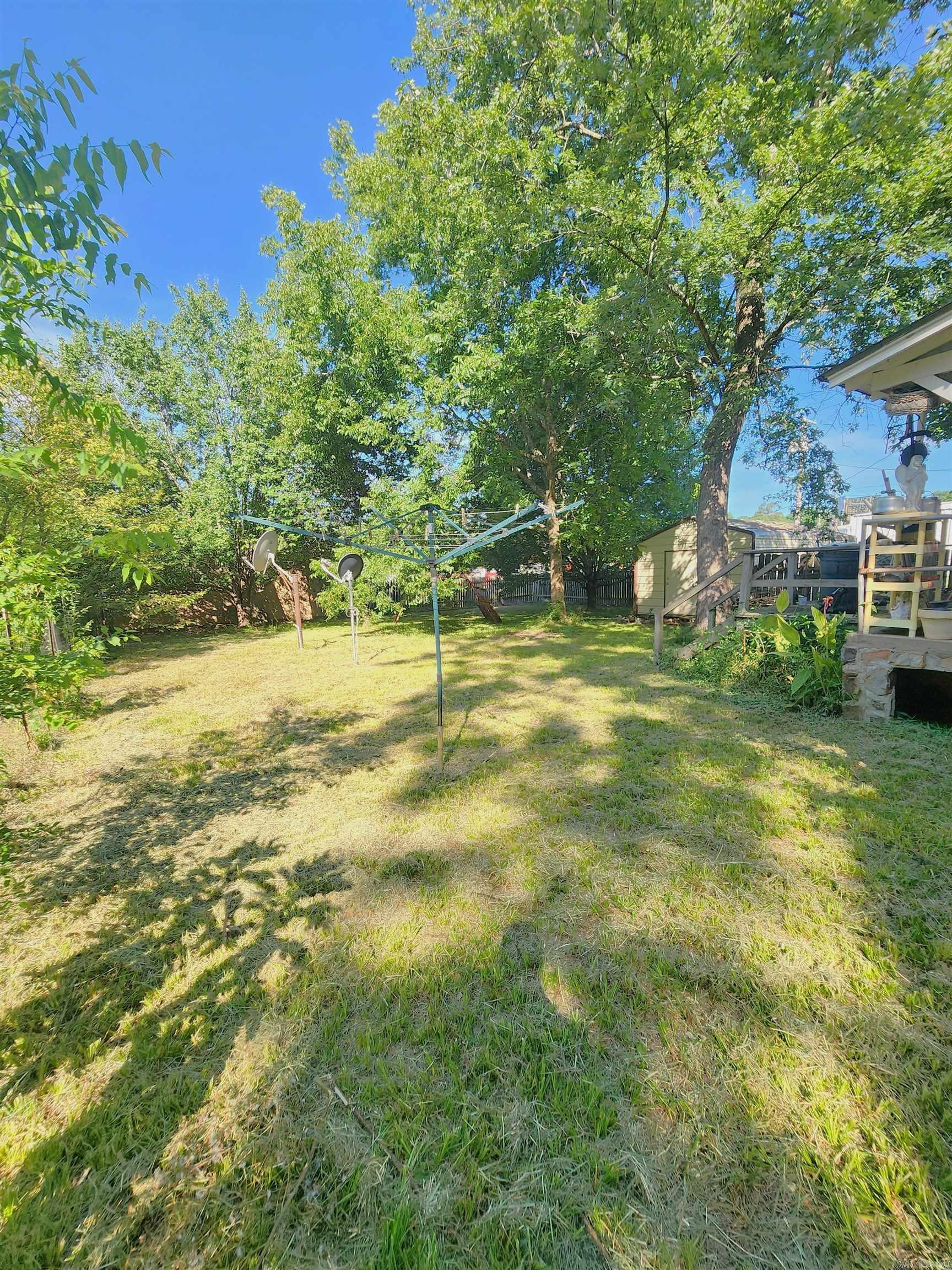 Mena Original - Residential