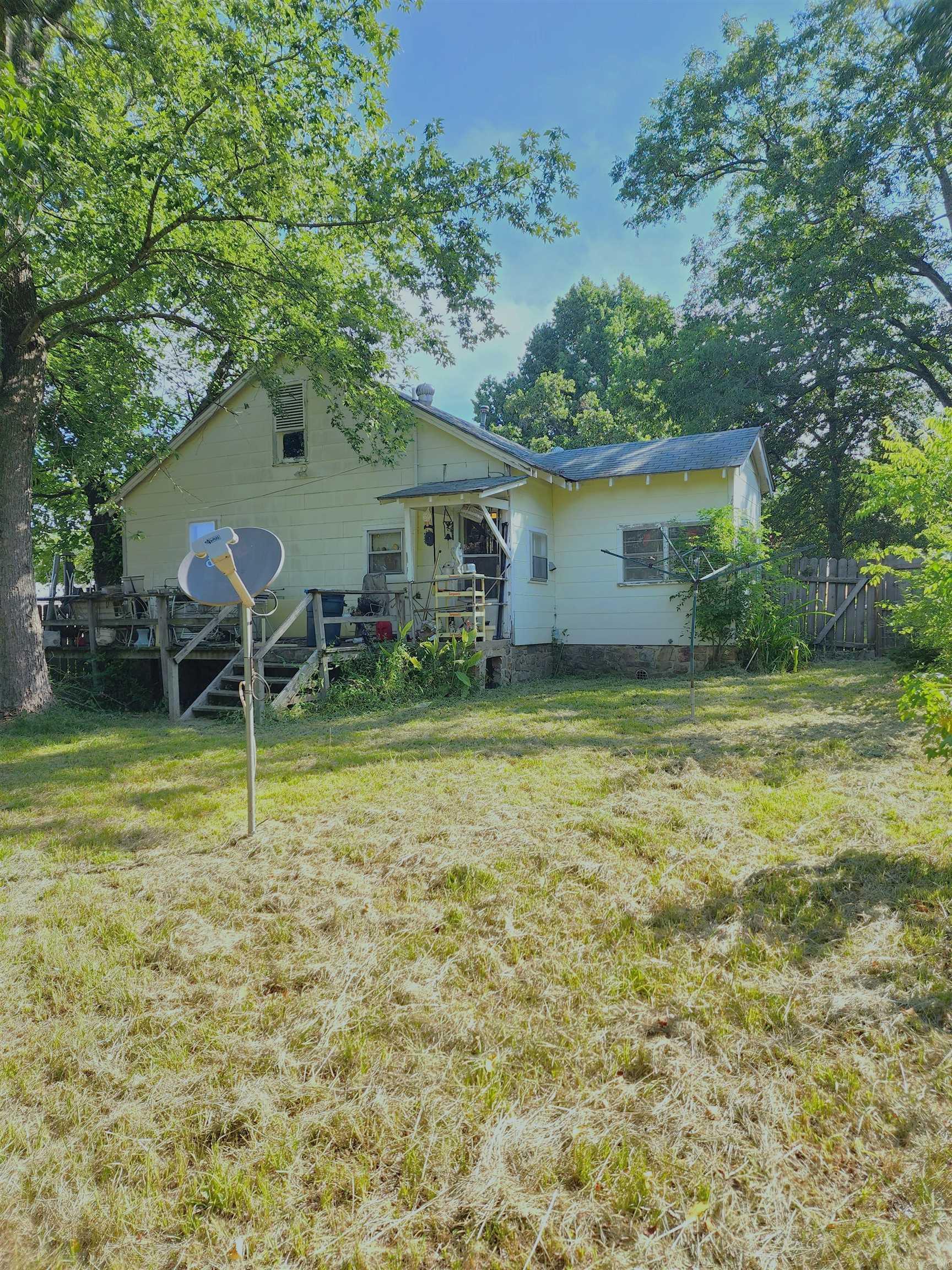 Mena Original - Residential