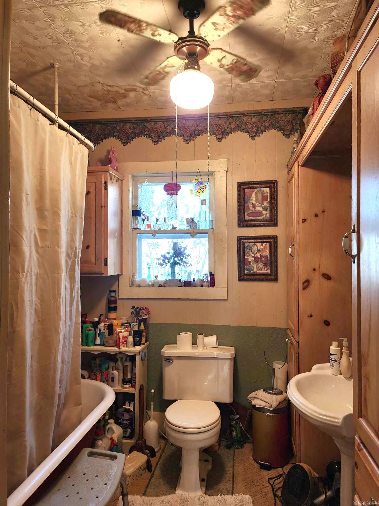 Mena Original - Residential