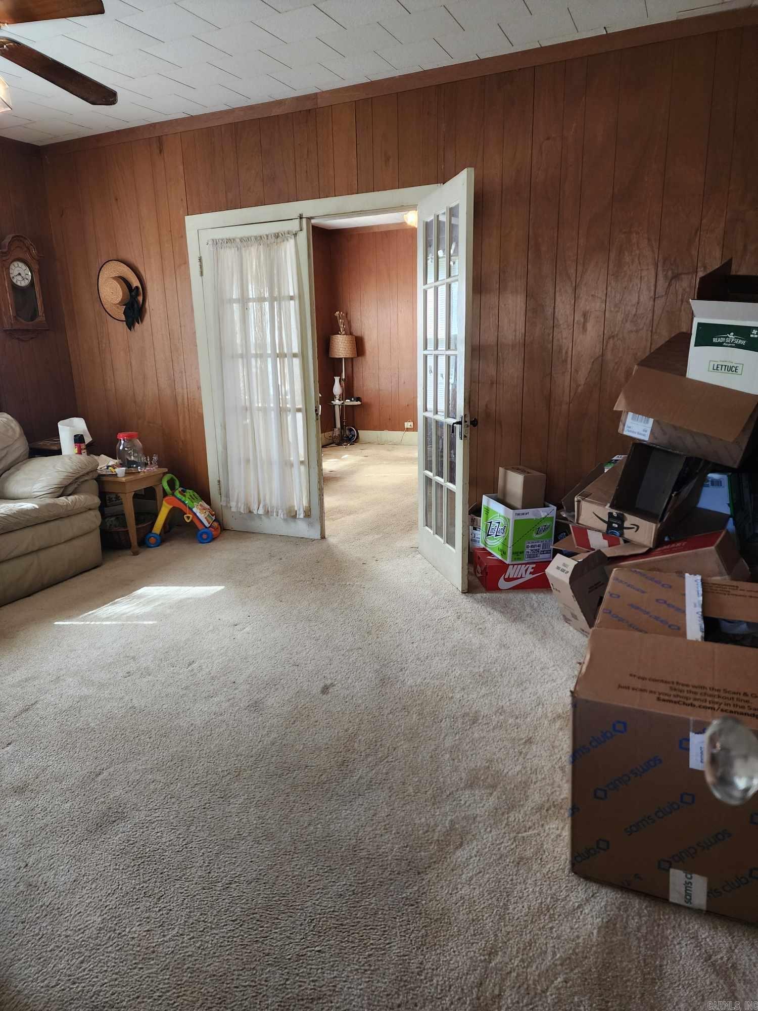 Mena Original - Residential