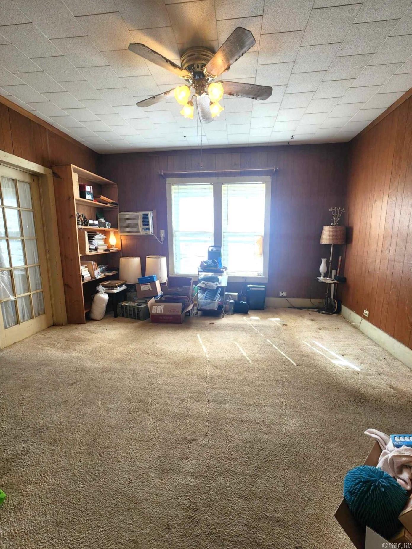 Mena Original - Residential