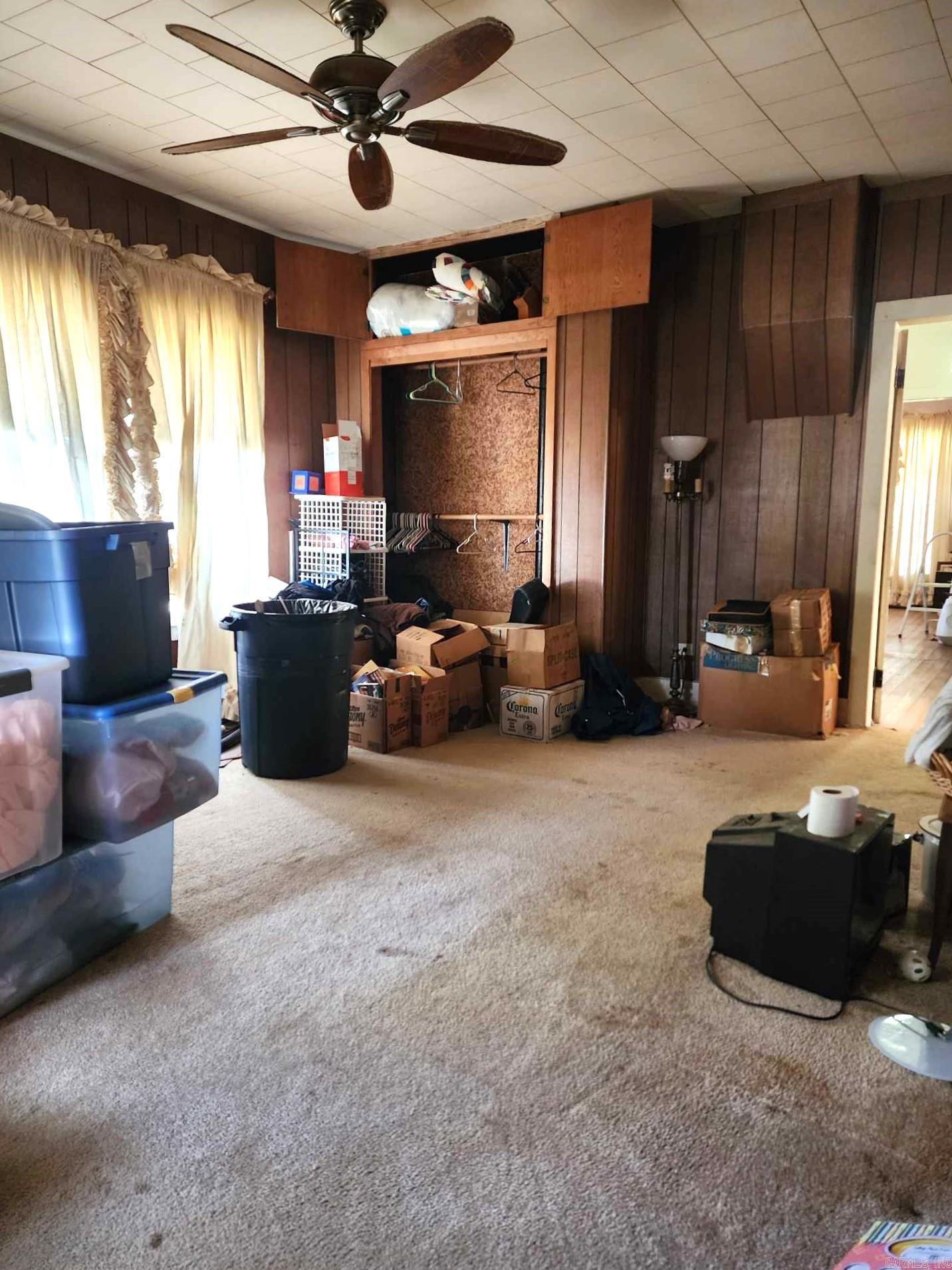 Mena Original - Residential