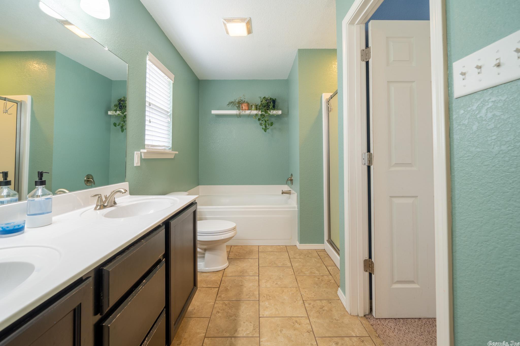 PARKWAY MEADOWS - Residential