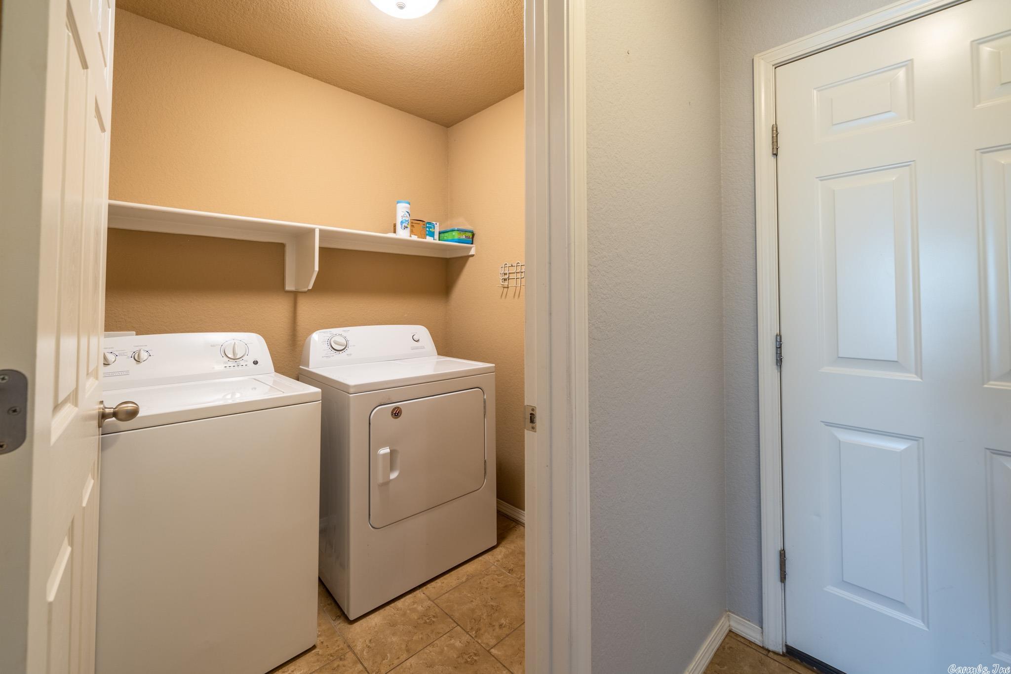 PARKWAY MEADOWS - Residential