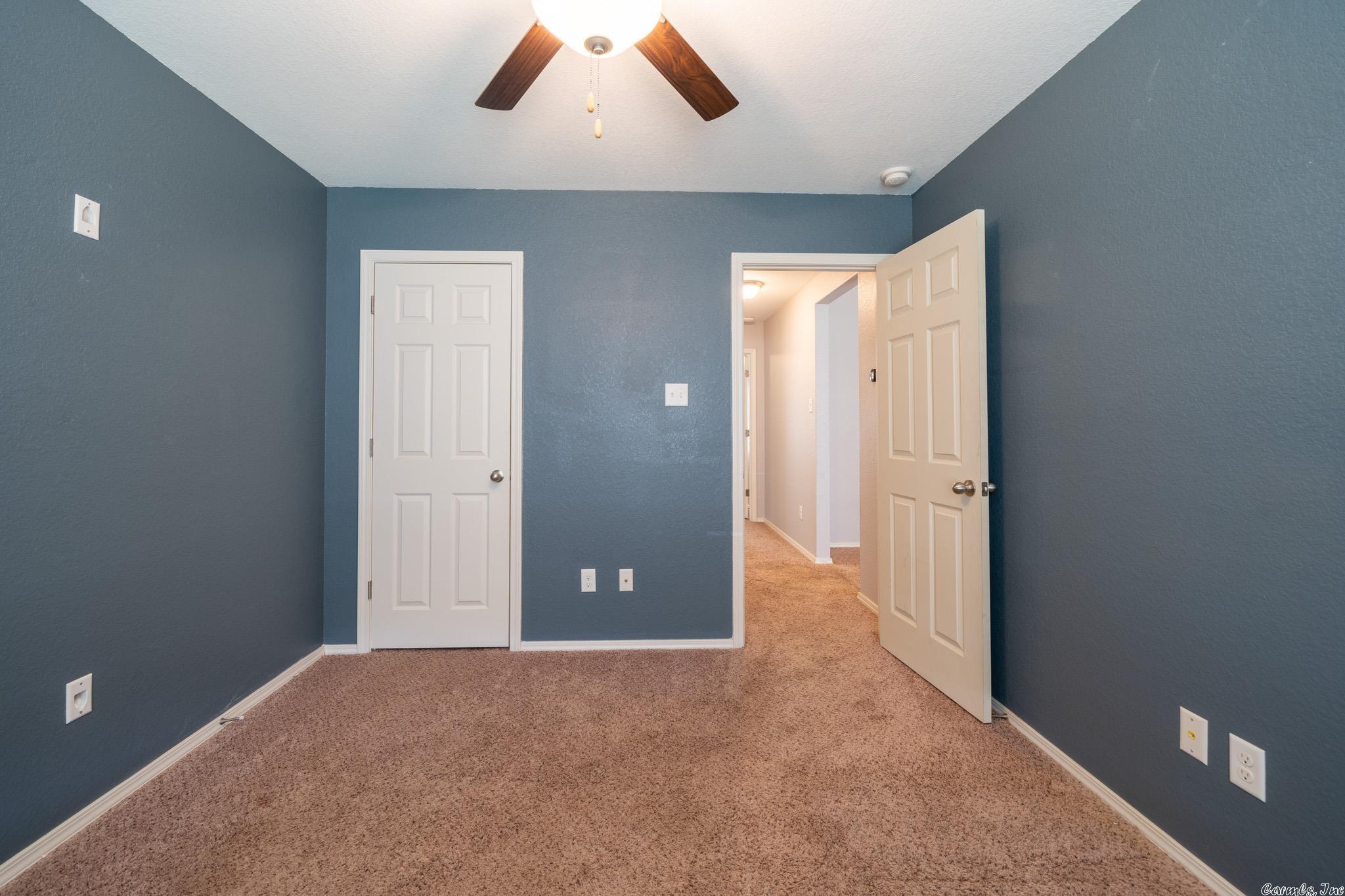 PARKWAY MEADOWS - Residential