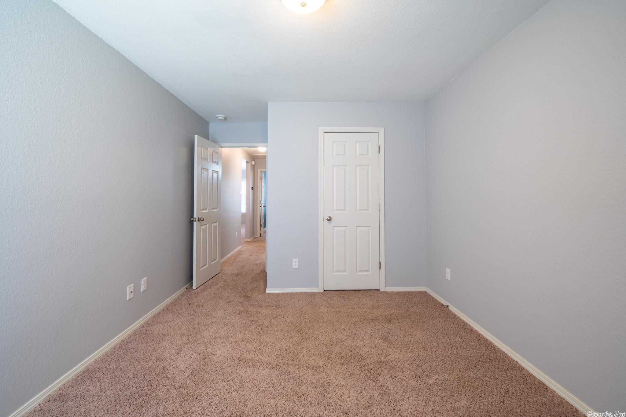 PARKWAY MEADOWS - Residential