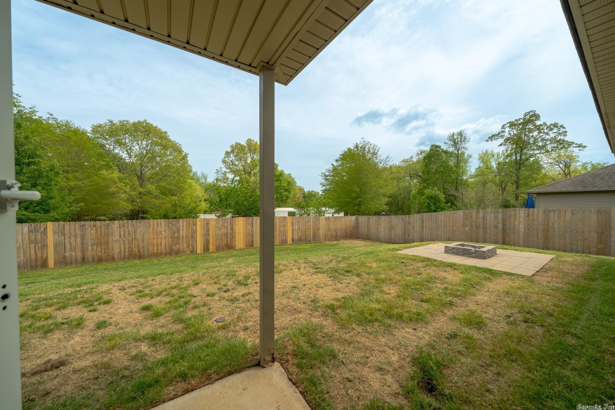 PARKWAY MEADOWS - Residential