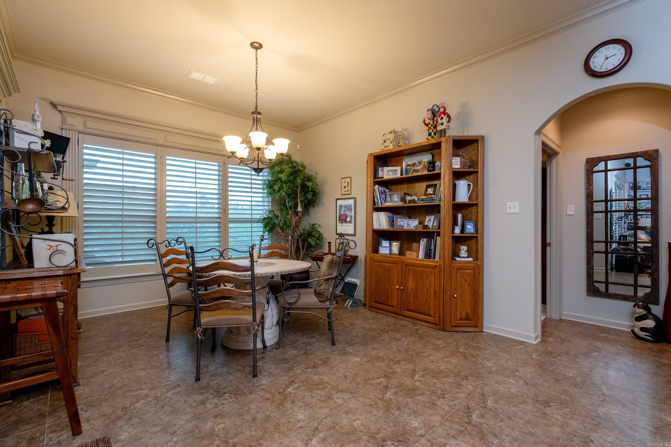 WOODLANDS EDGE - Residential