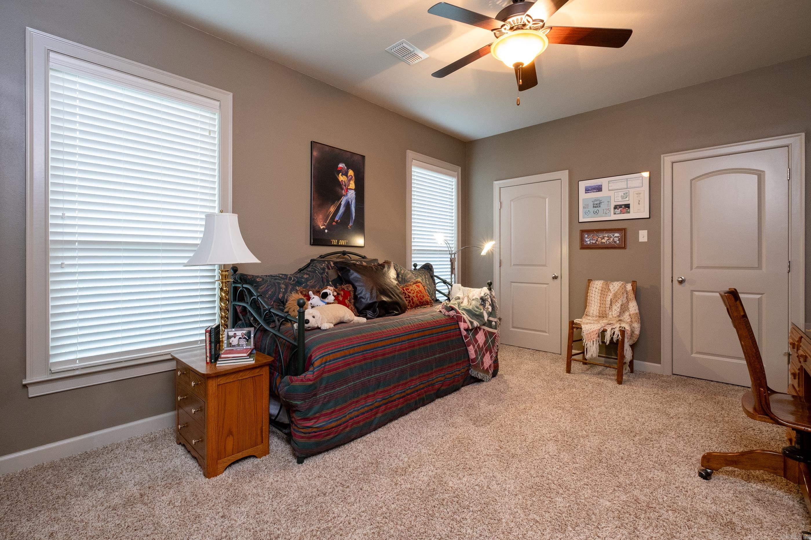 WOODLANDS EDGE - Residential