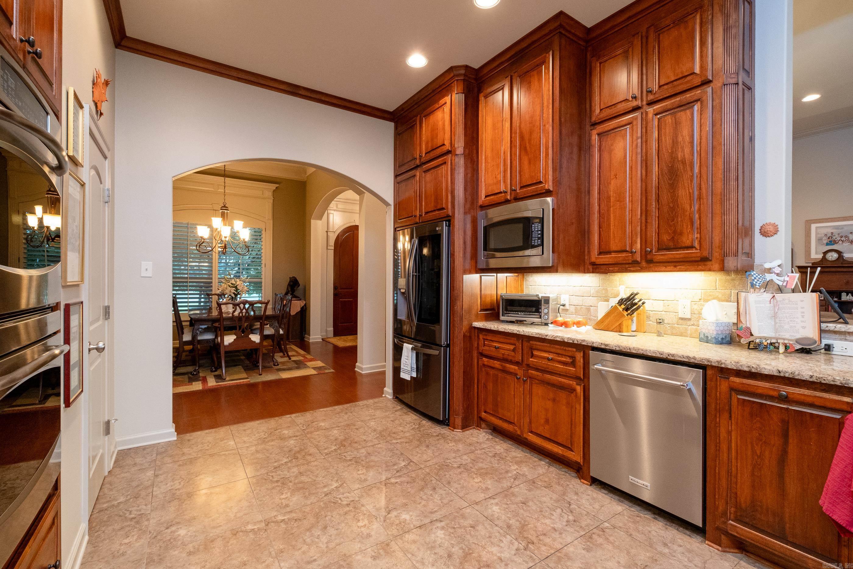 WOODLANDS EDGE - Residential