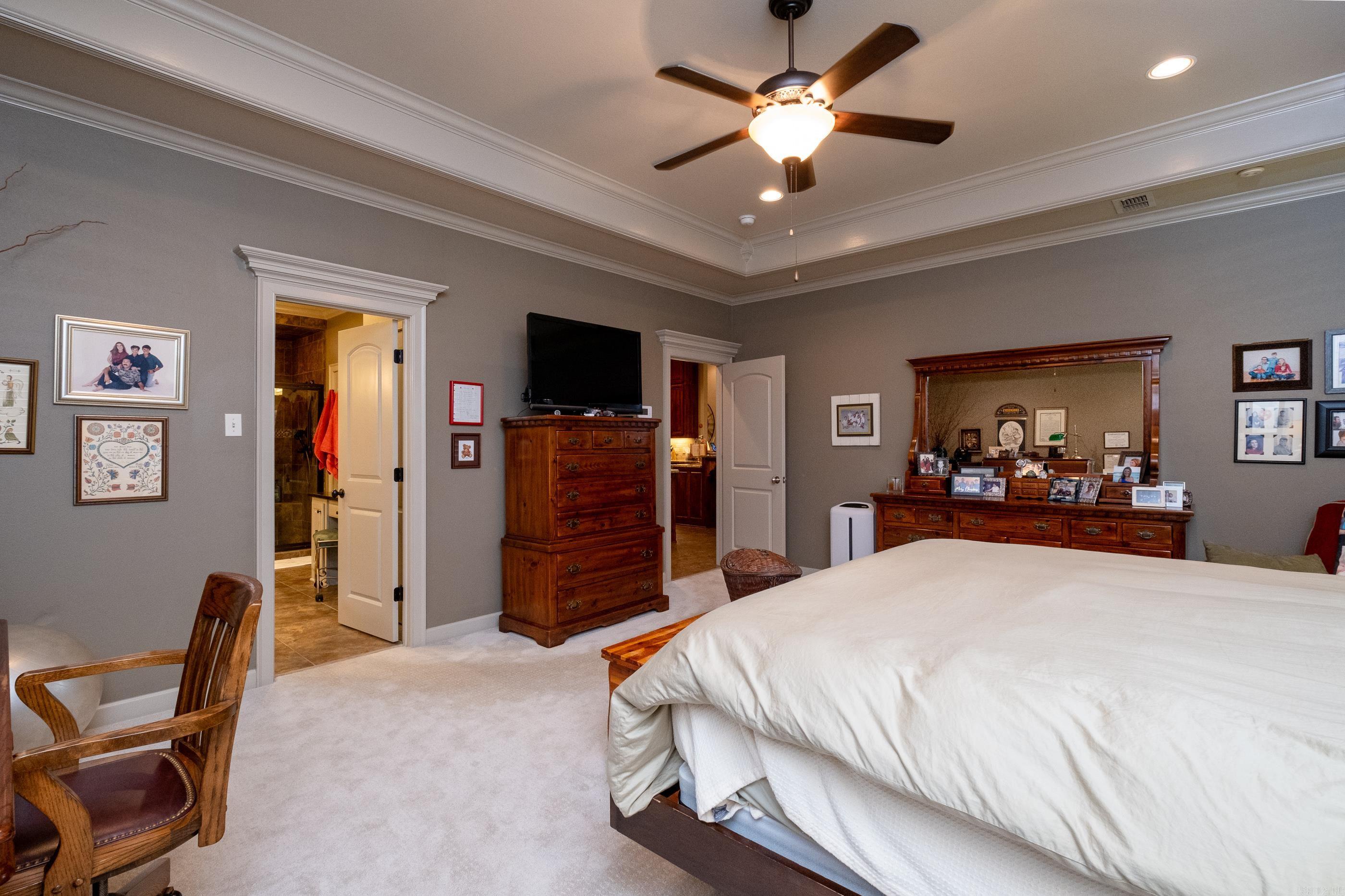 WOODLANDS EDGE - Residential