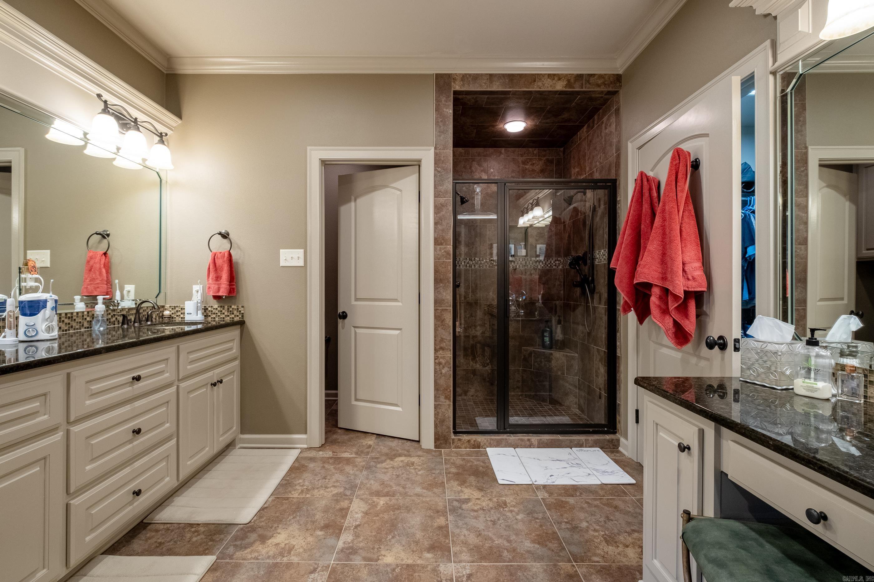 WOODLANDS EDGE - Residential