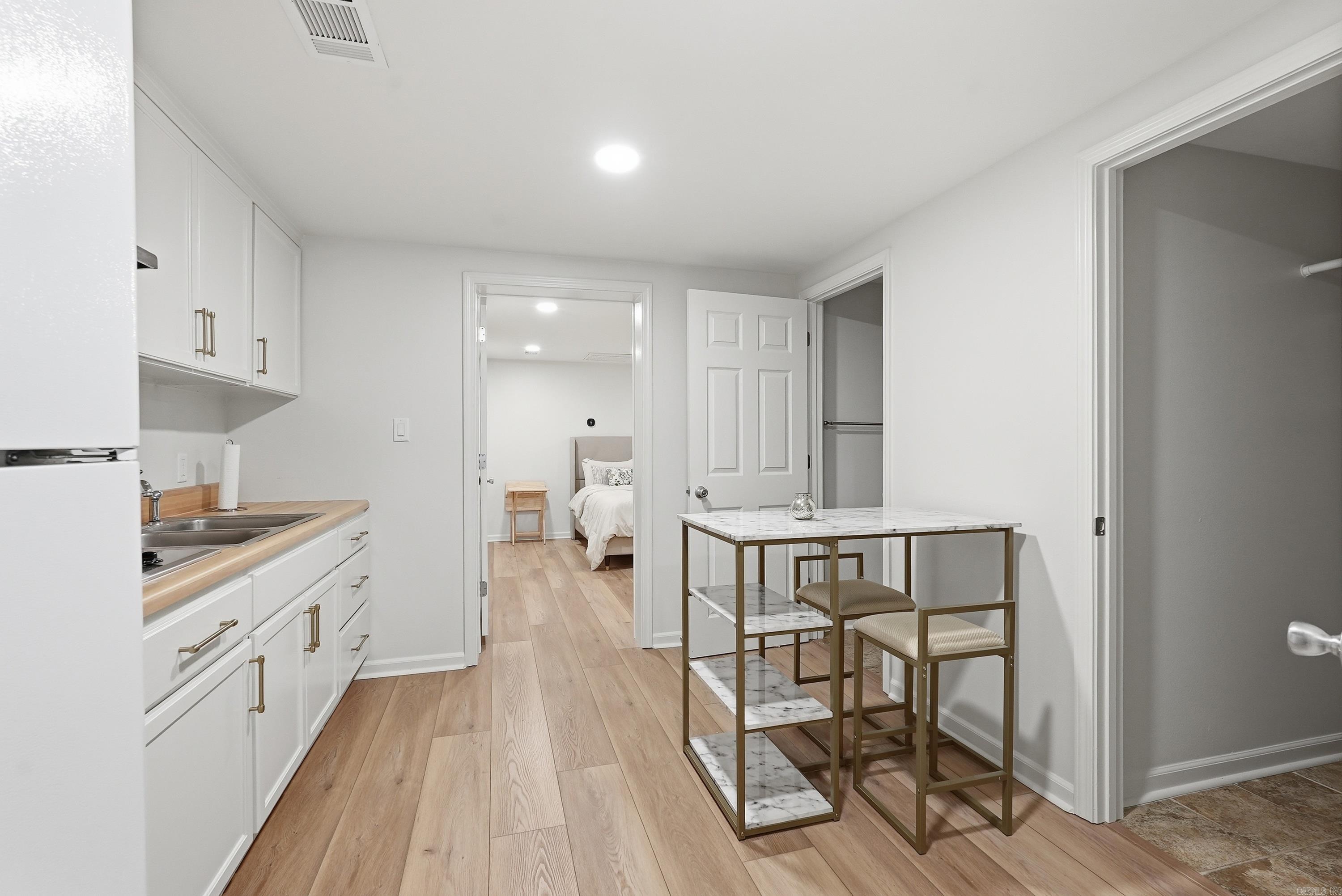 Not in Subdivision - Residential Lease