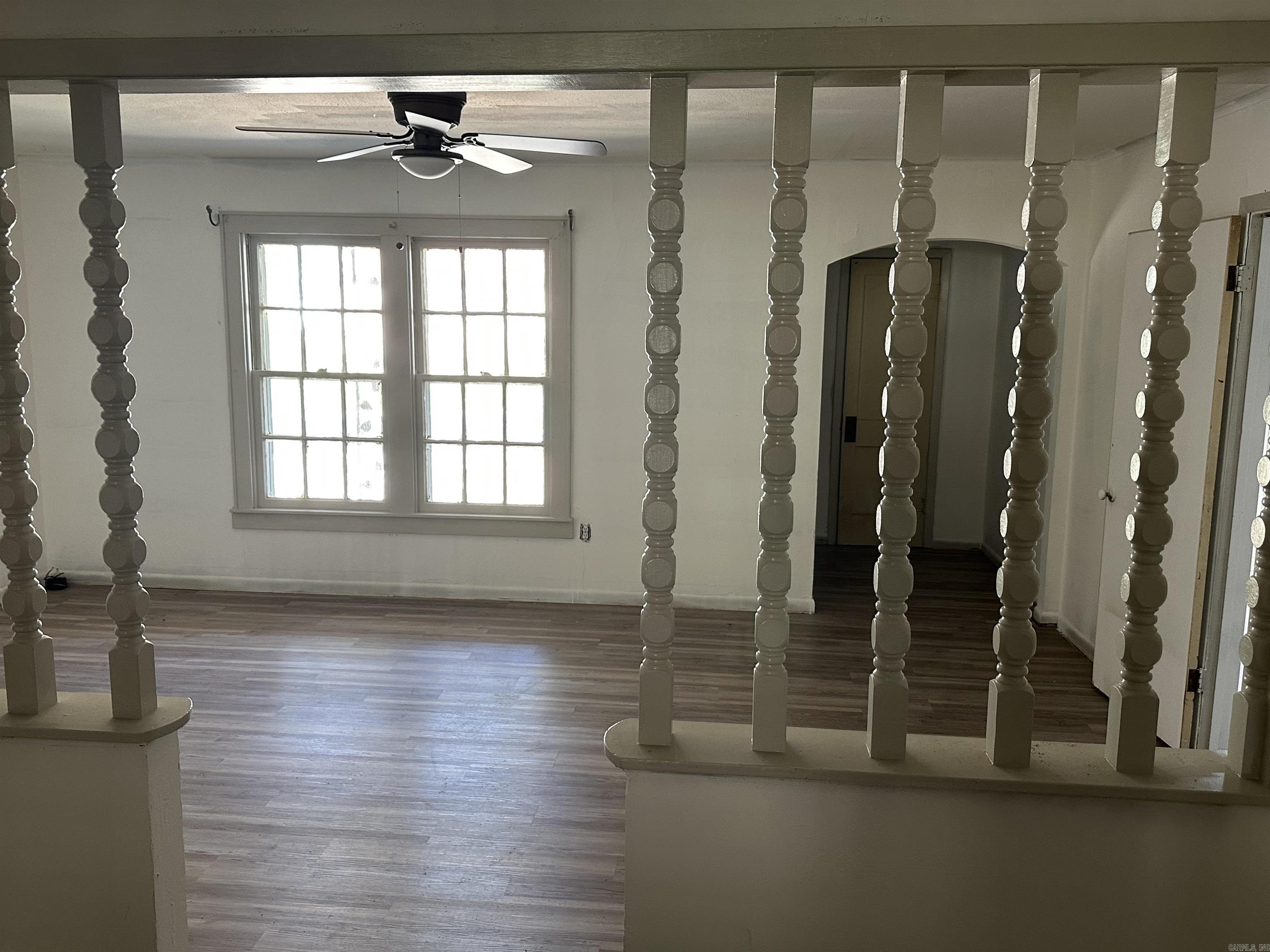 LONGINO & GOODE - Residential