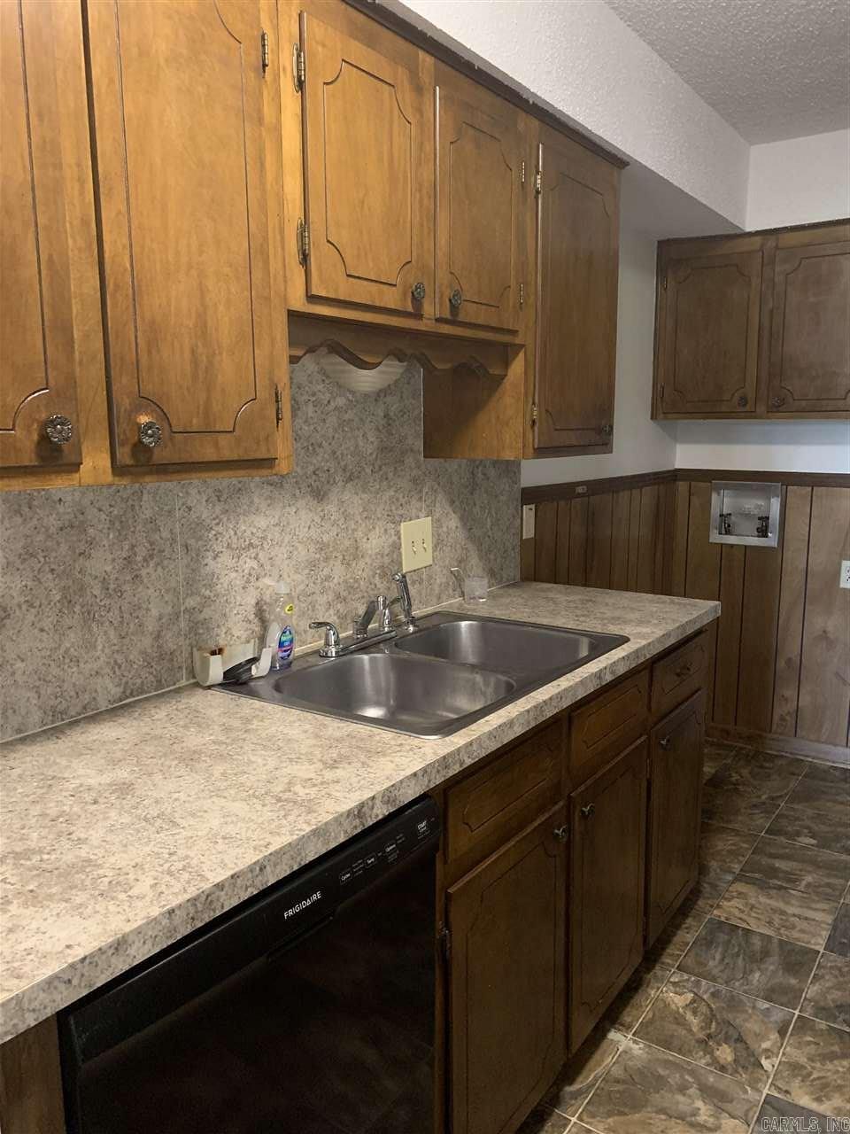 Sanford Amended - Residential Lease