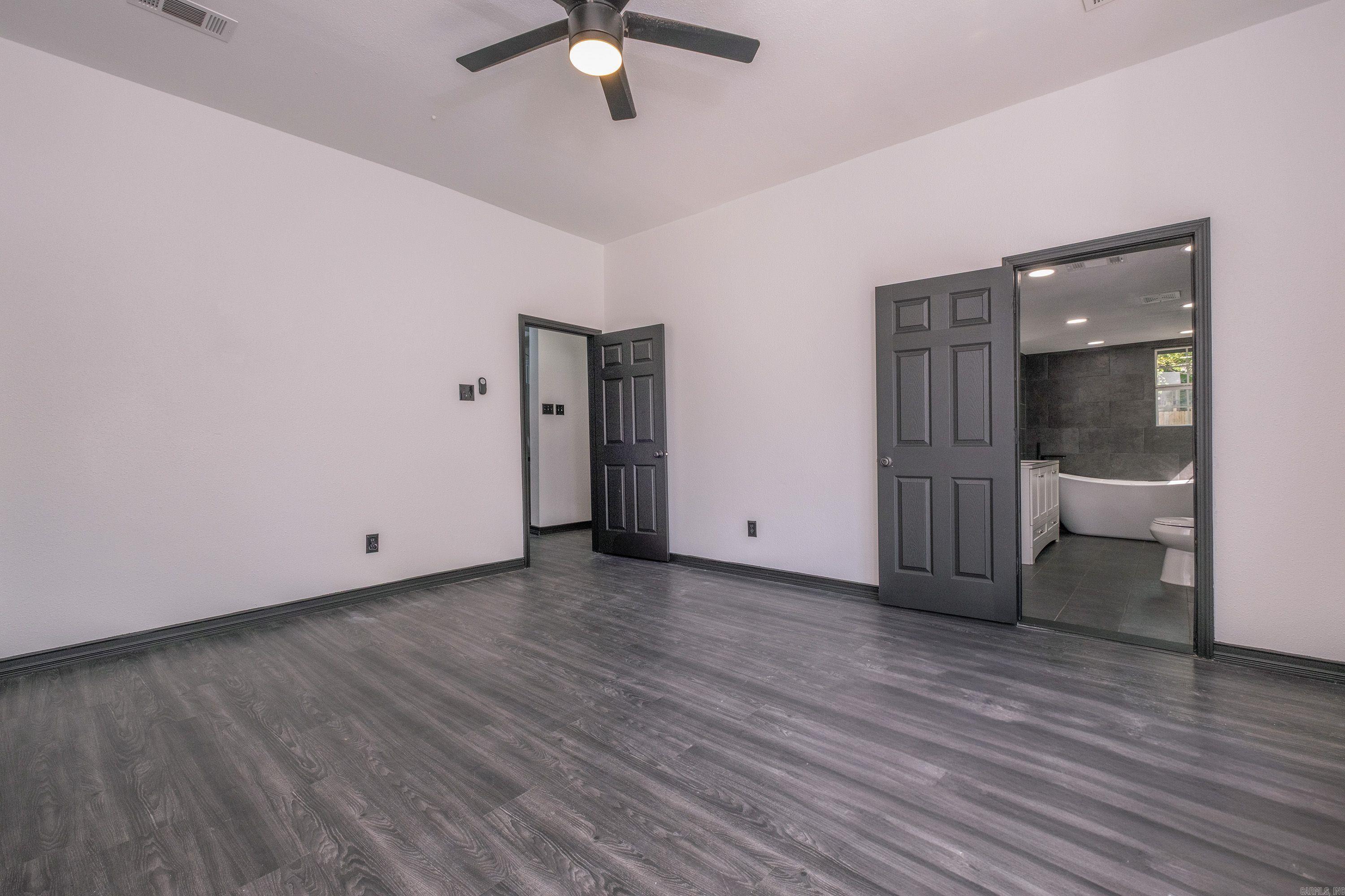 CENTENNIAL - Residential