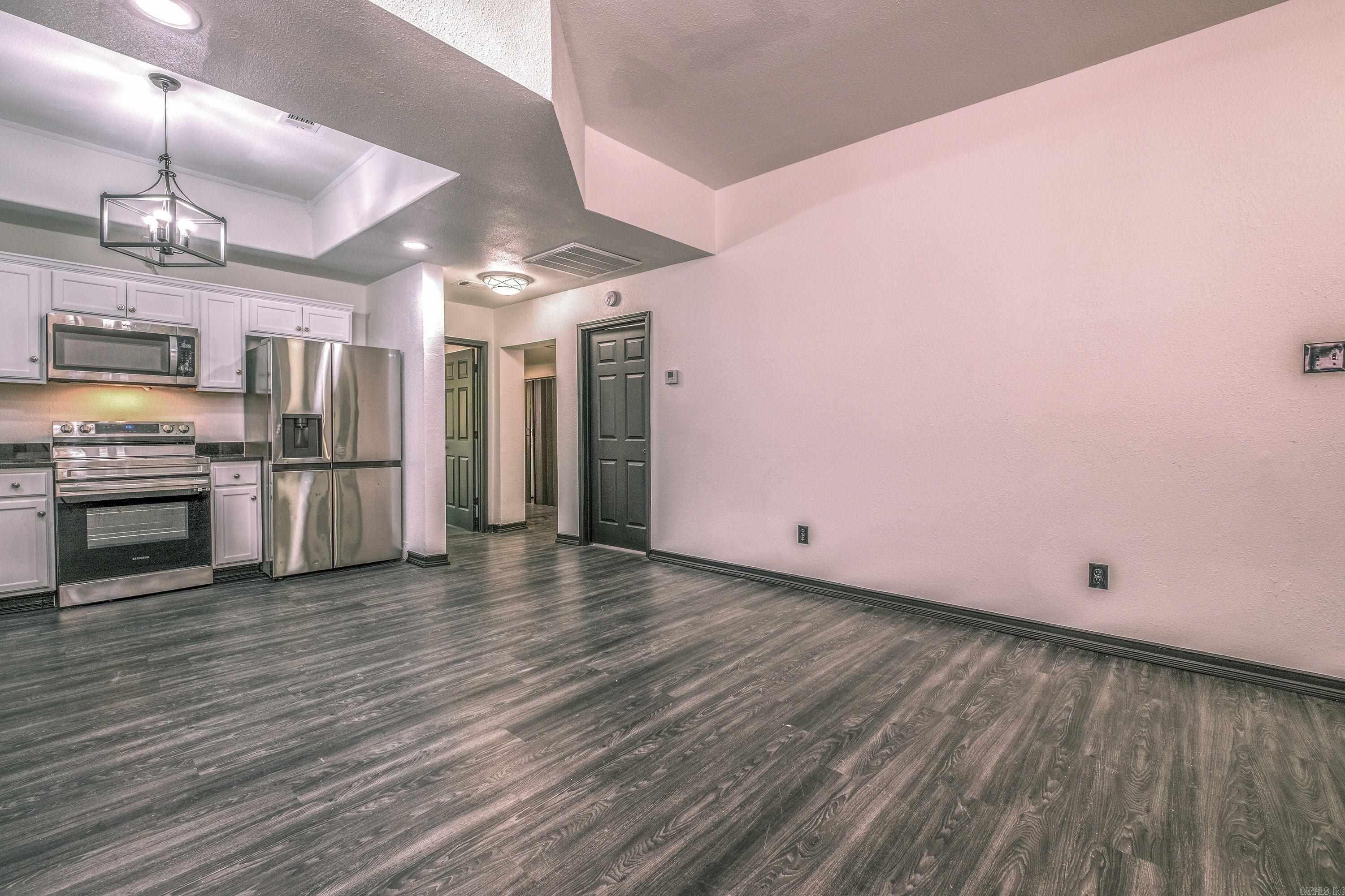 CENTENNIAL - Residential