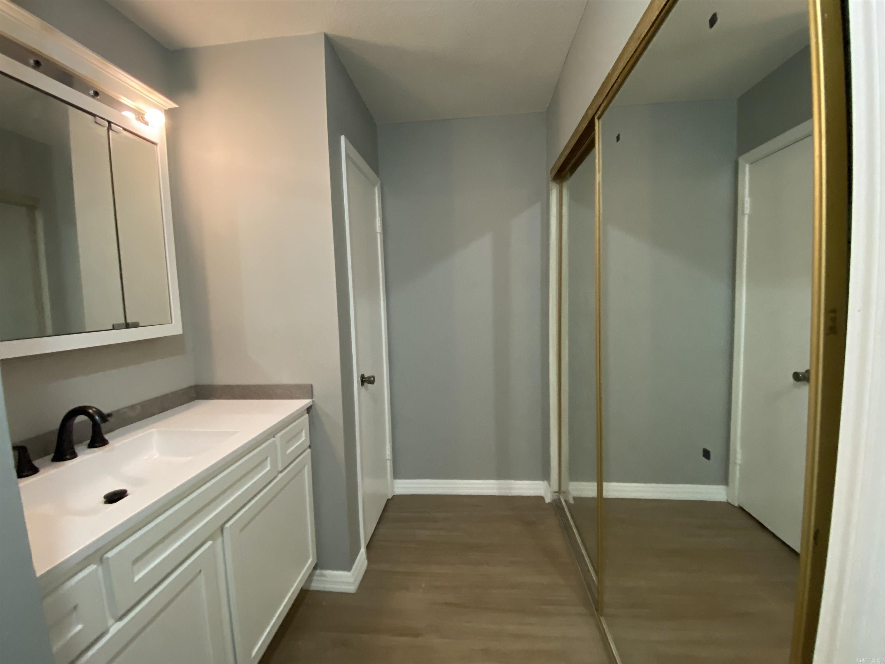 Criss 2nd - Residential