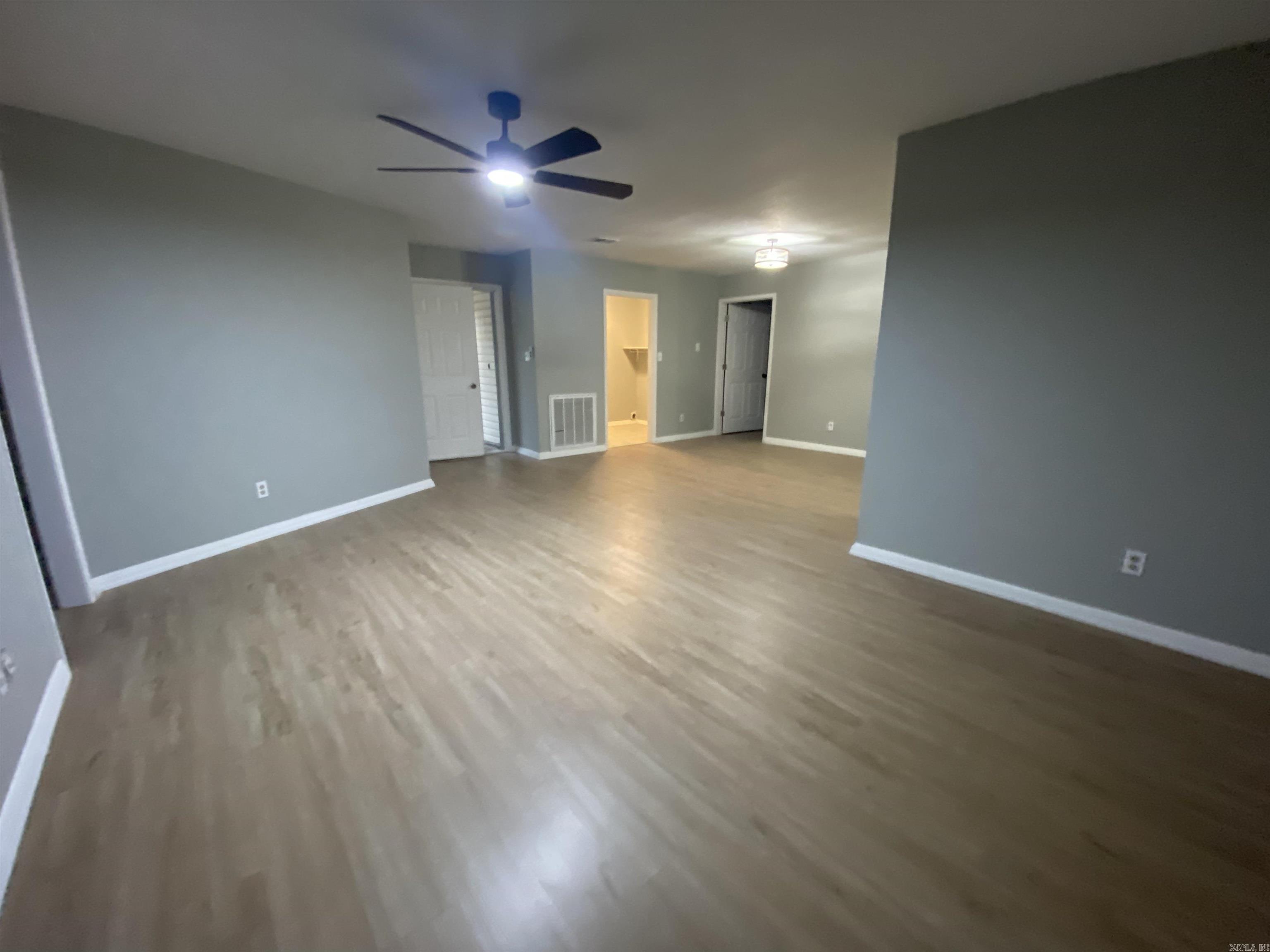 Criss 2nd - Residential