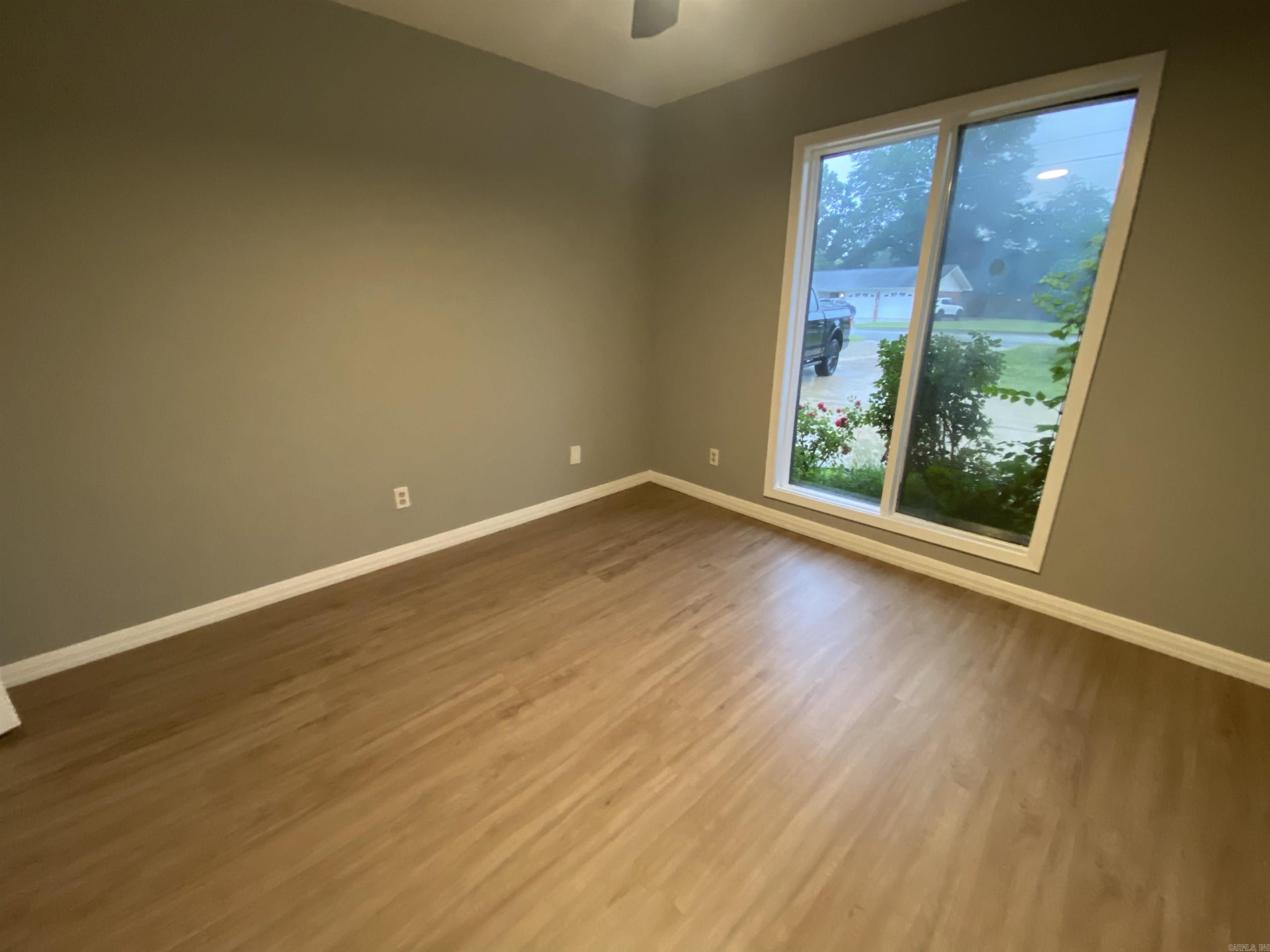 Criss 2nd - Residential