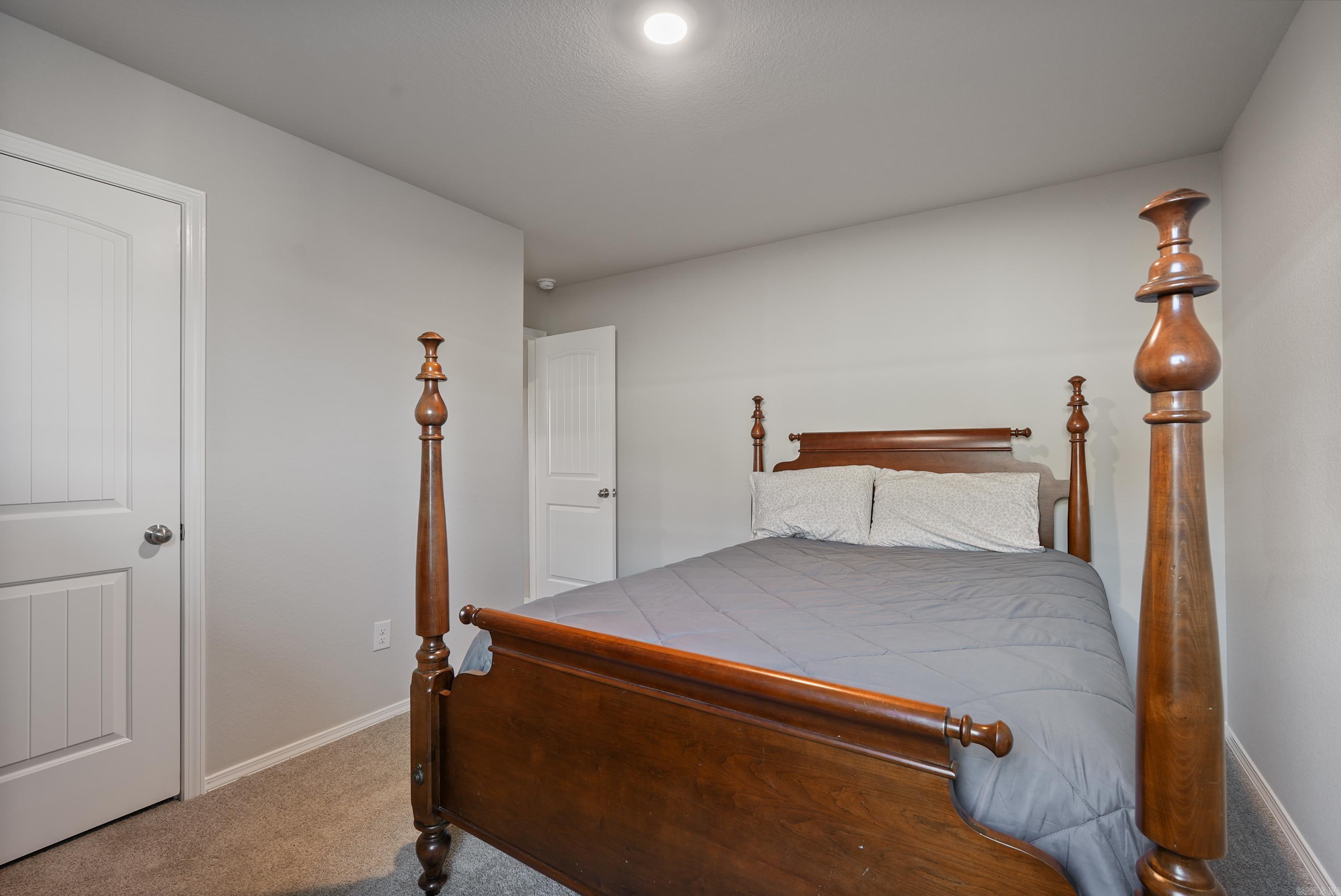 STAGECOACH MEADOWS - Residential