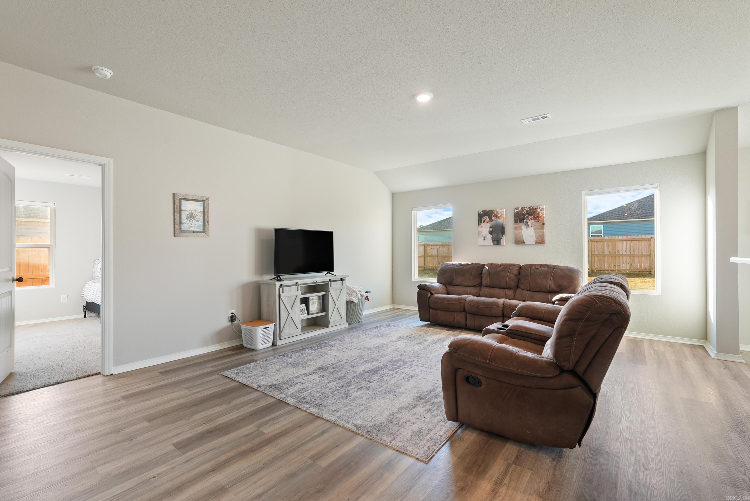 STAGECOACH MEADOWS - Residential