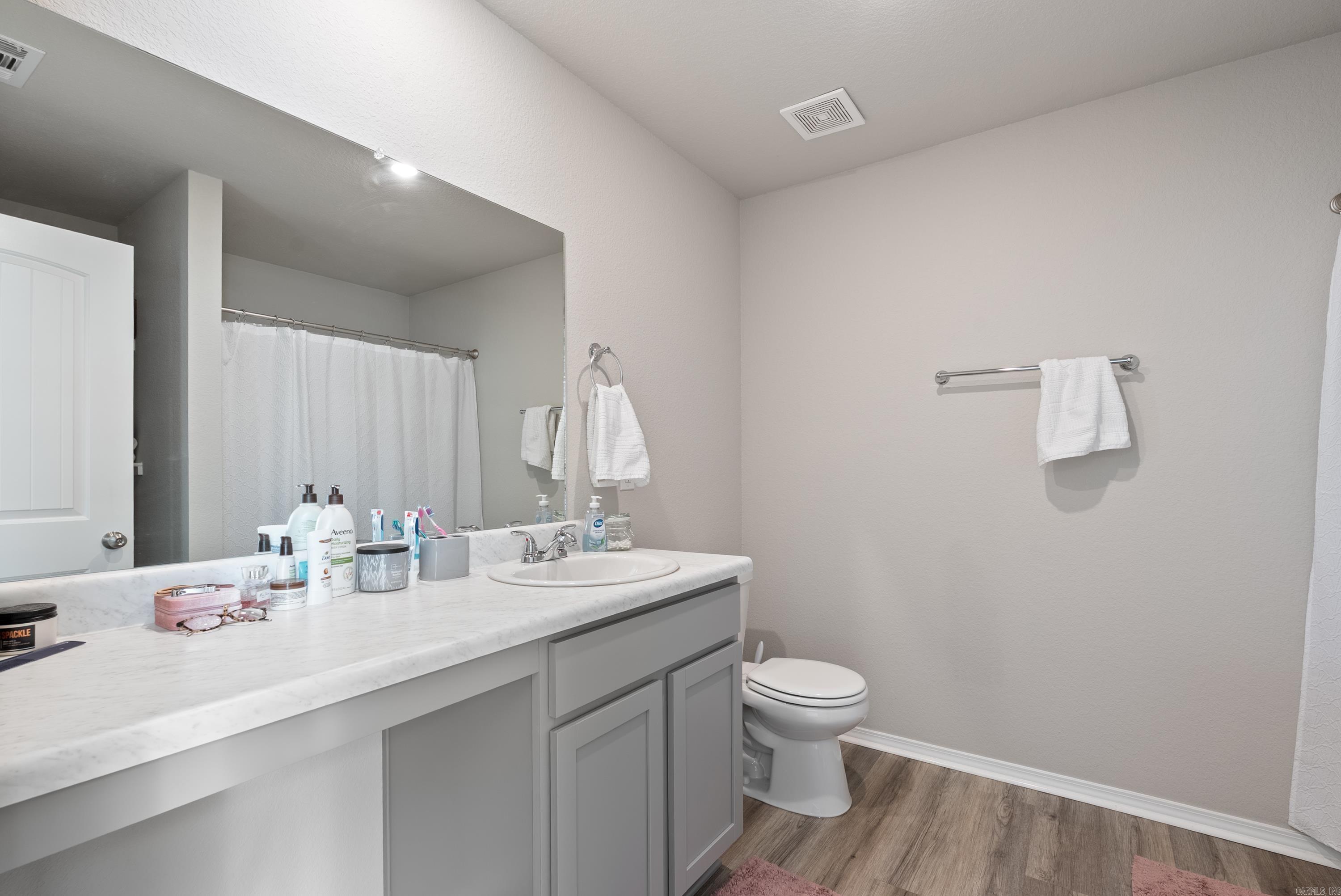 STAGECOACH MEADOWS - Residential