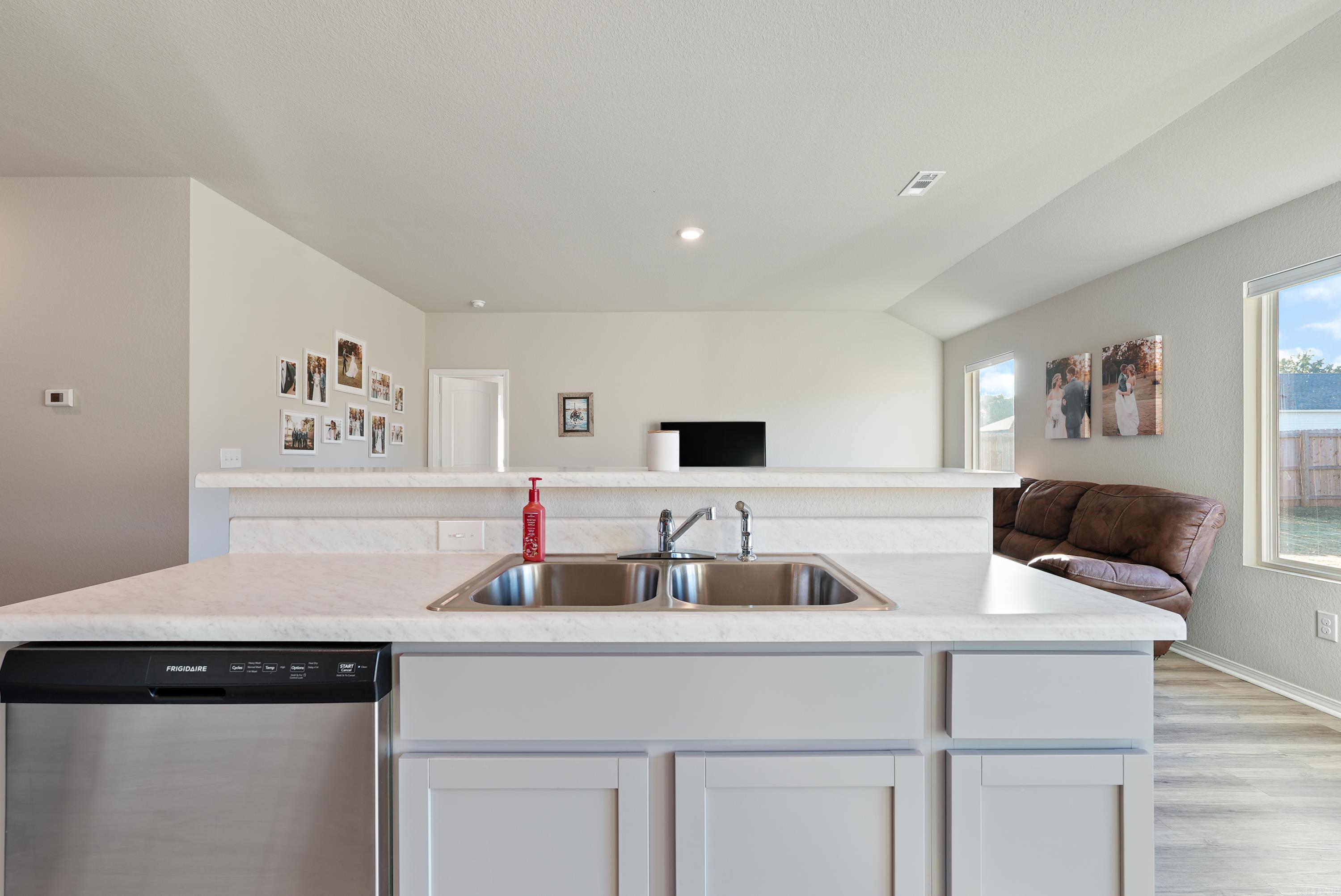 STAGECOACH MEADOWS - Residential