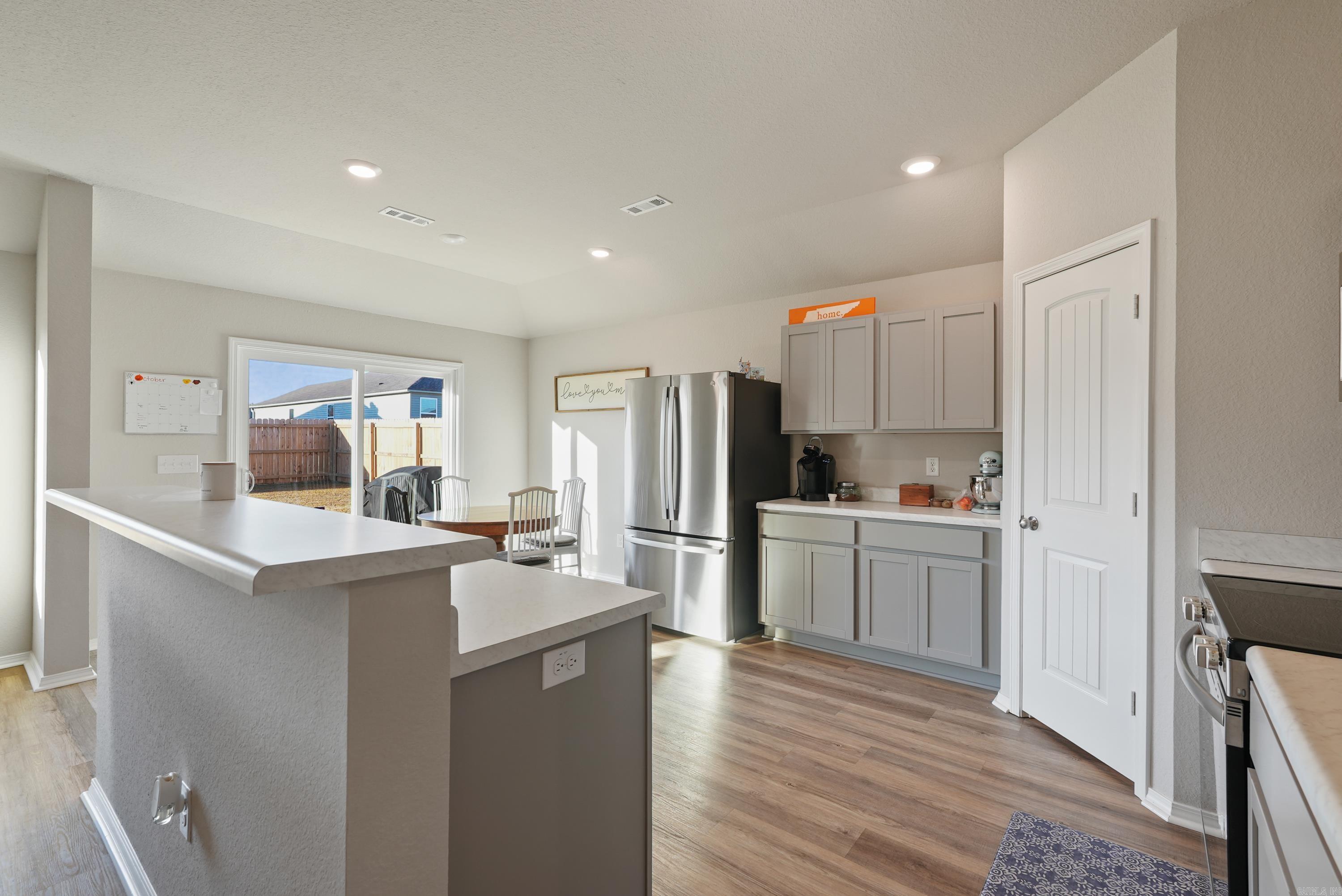 STAGECOACH MEADOWS - Residential