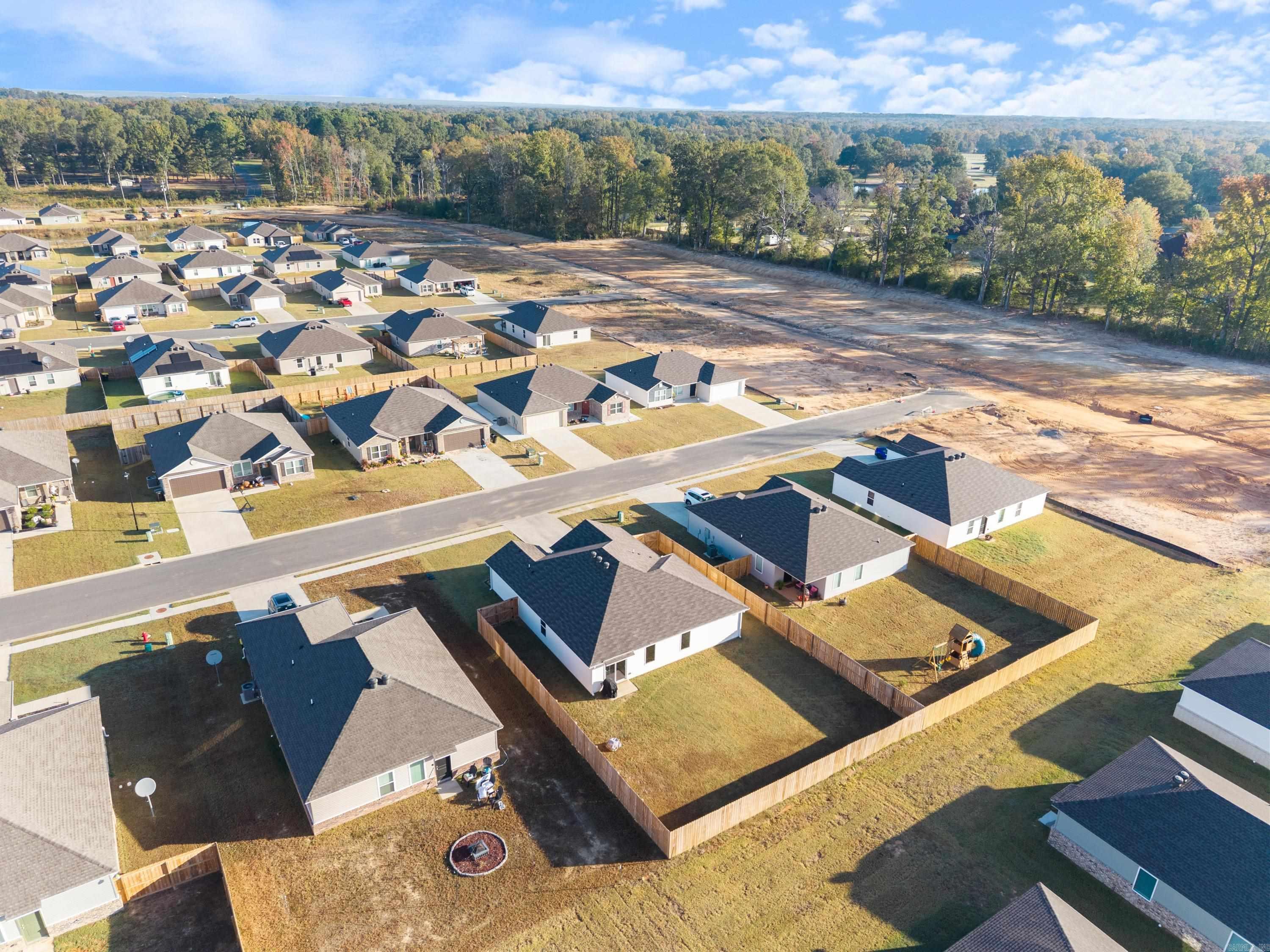 STAGECOACH MEADOWS - Residential