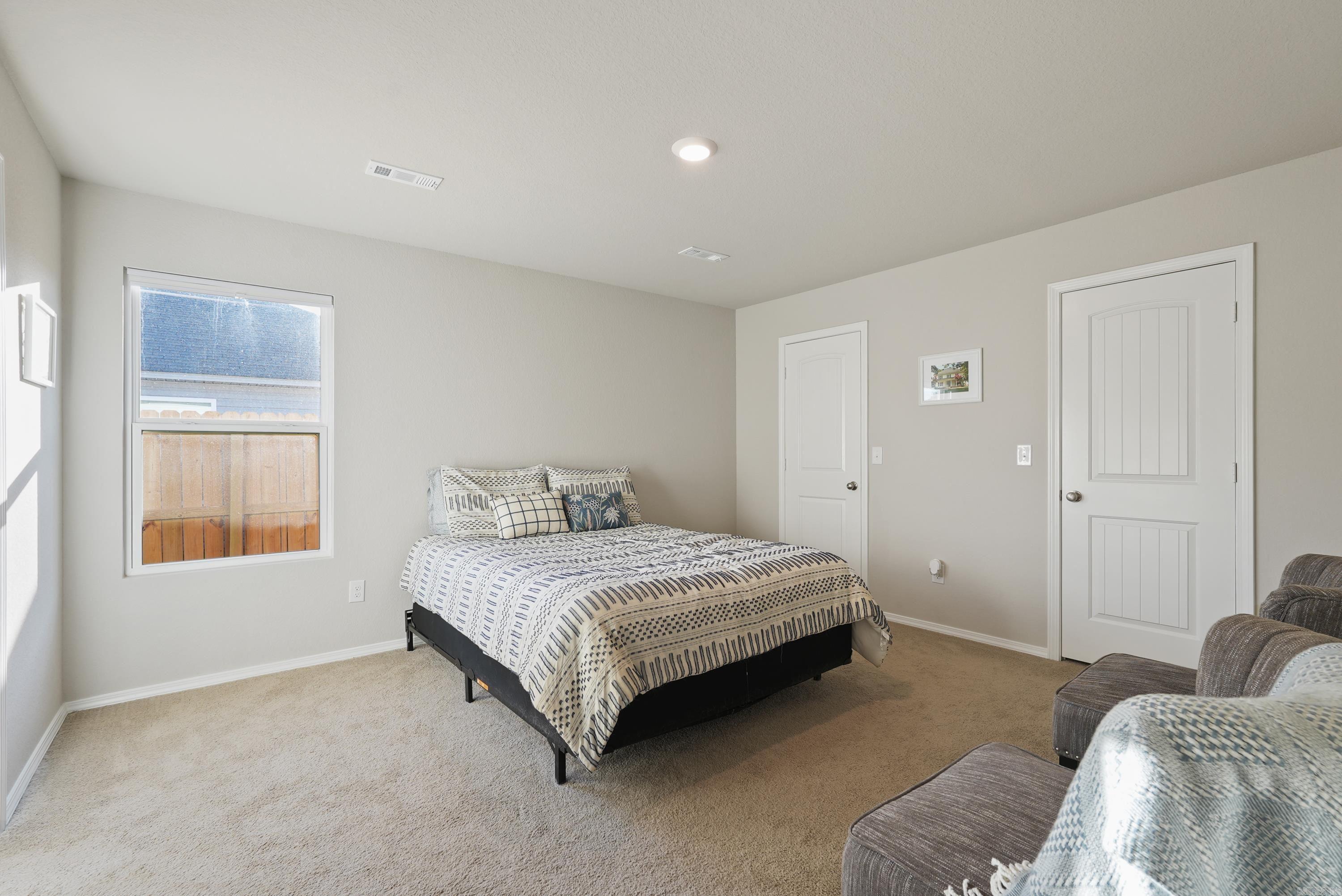 STAGECOACH MEADOWS - Residential