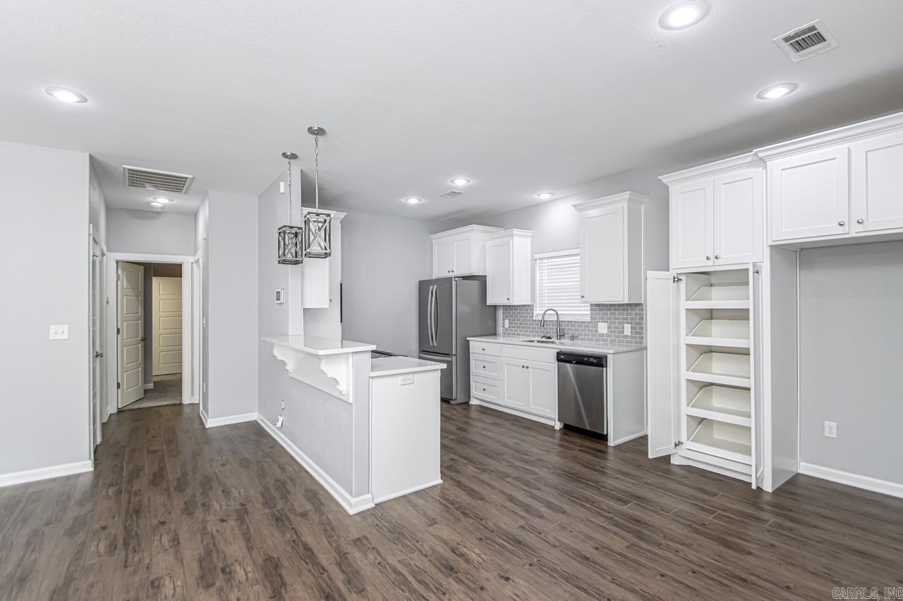 RICHLAND HILLS - Residential