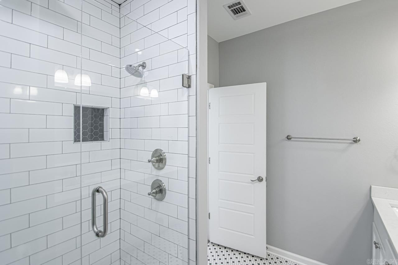 RICHLAND HILLS - Residential