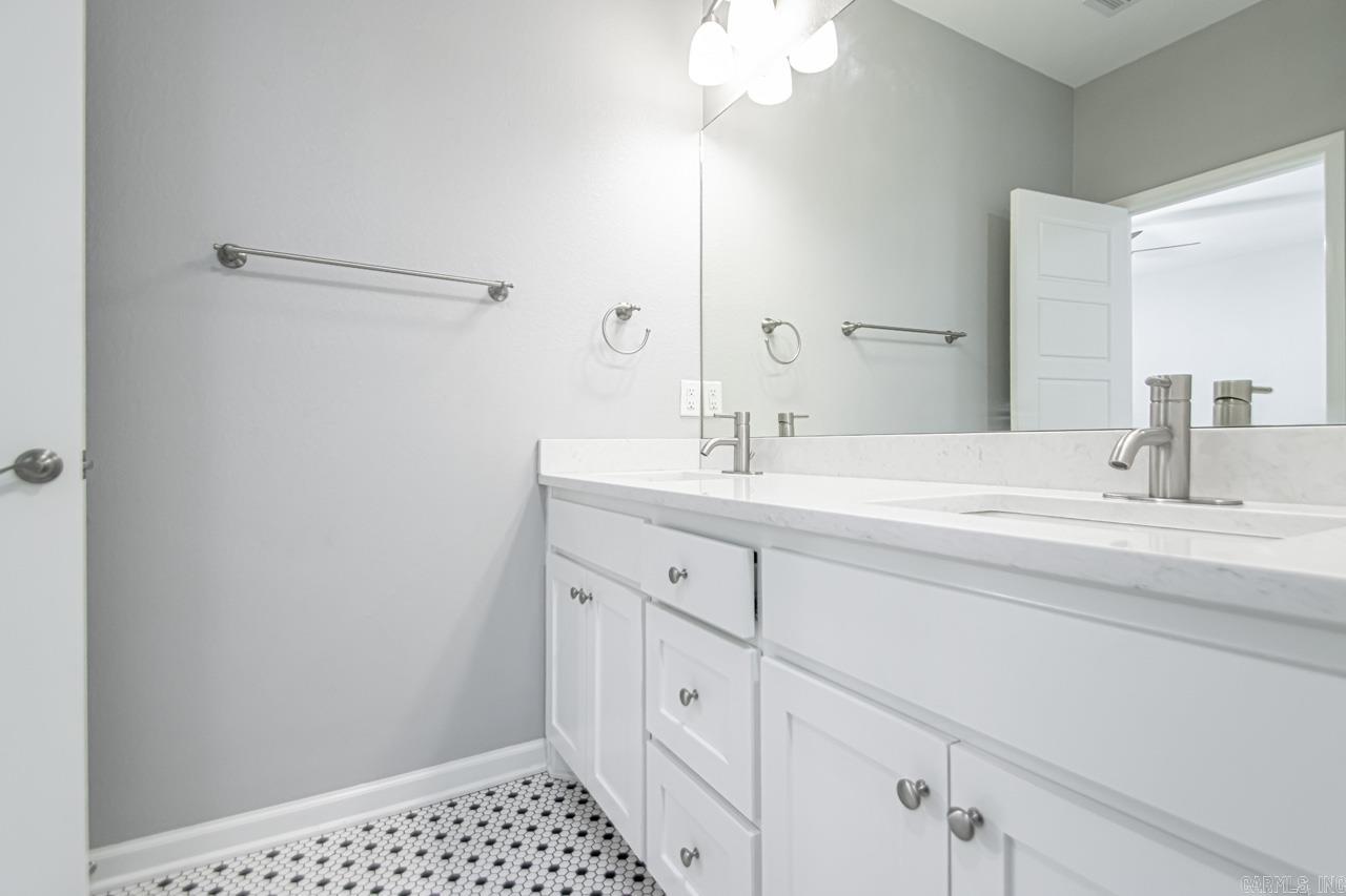 RICHLAND HILLS - Residential