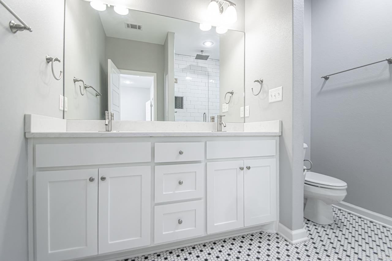 RICHLAND HILLS - Residential