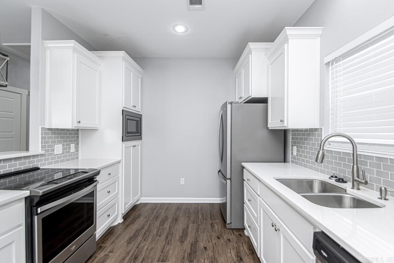 RICHLAND HILLS - Residential