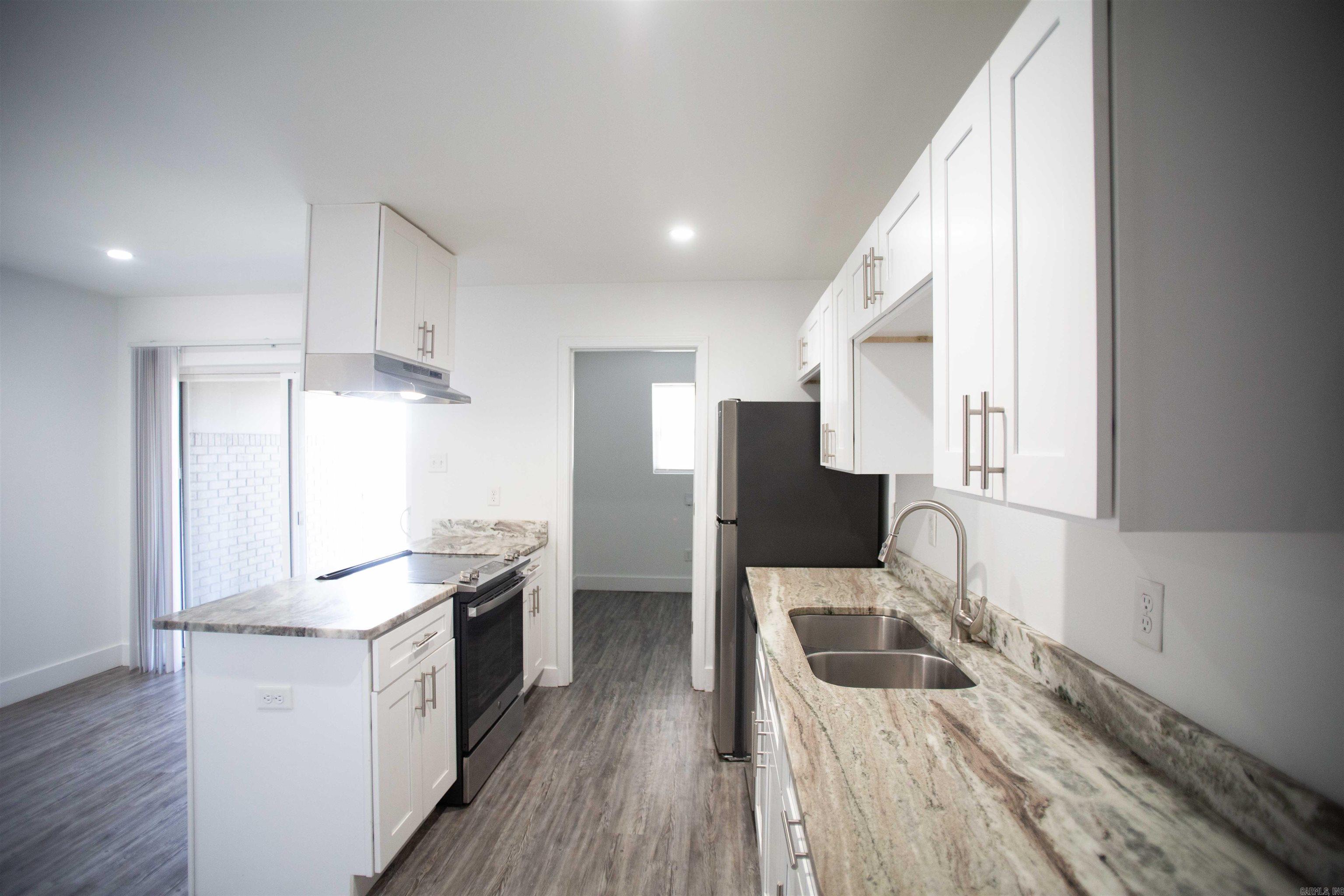 Sanford Amended - Residential Lease