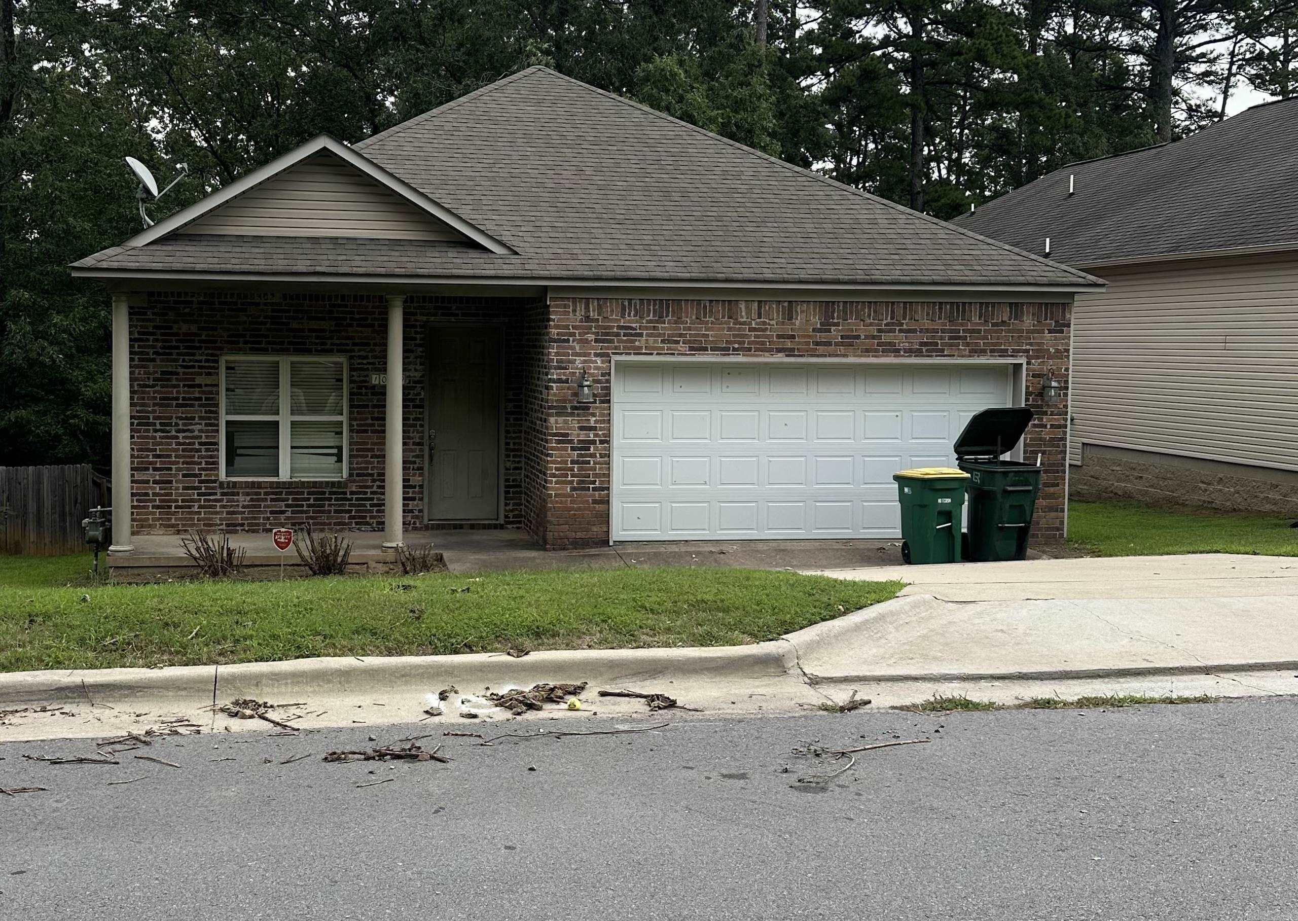 Investor Special. Great area of West Little Rock. Needs work. To be sold AS IS