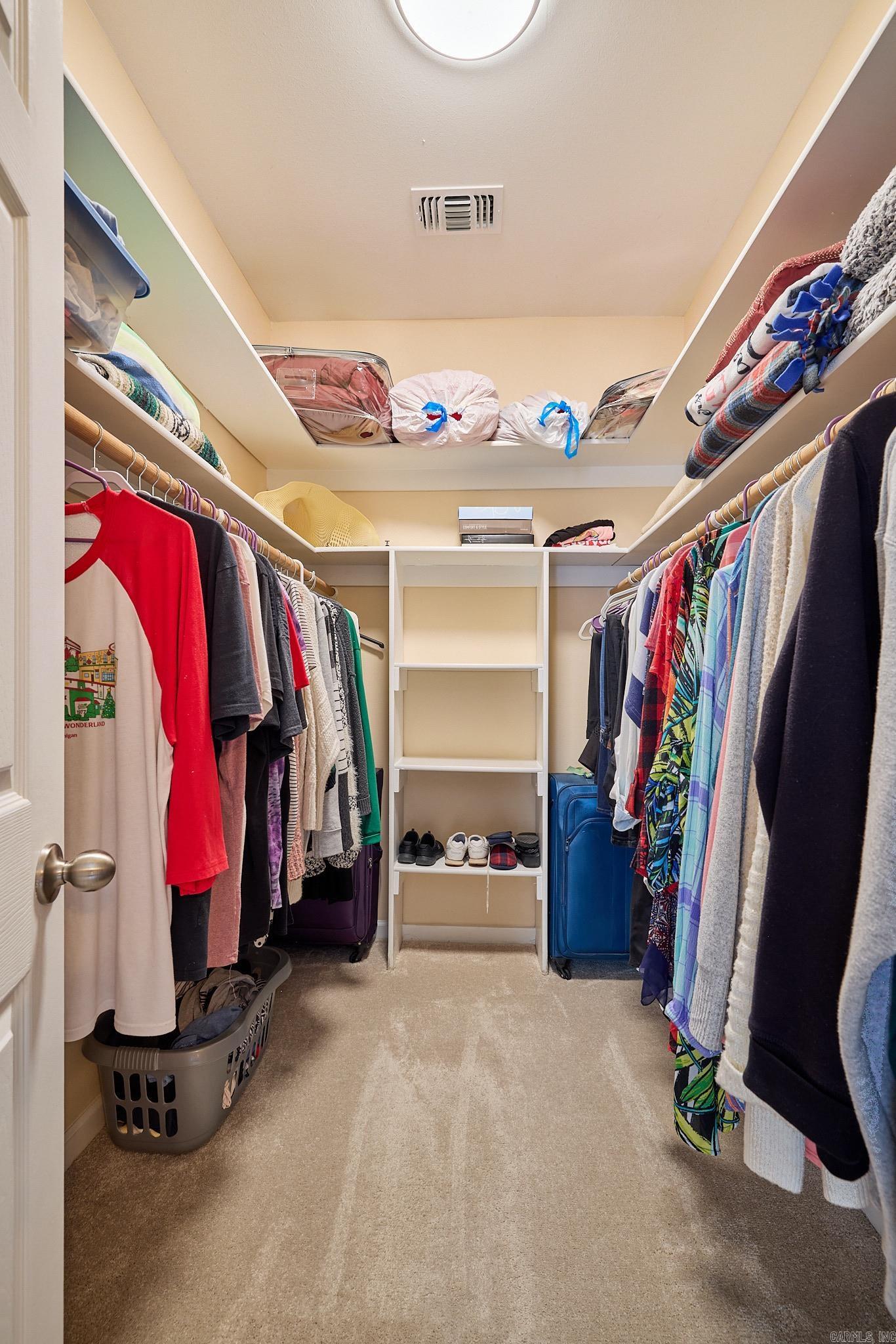 HERITAGE FARM - Residential