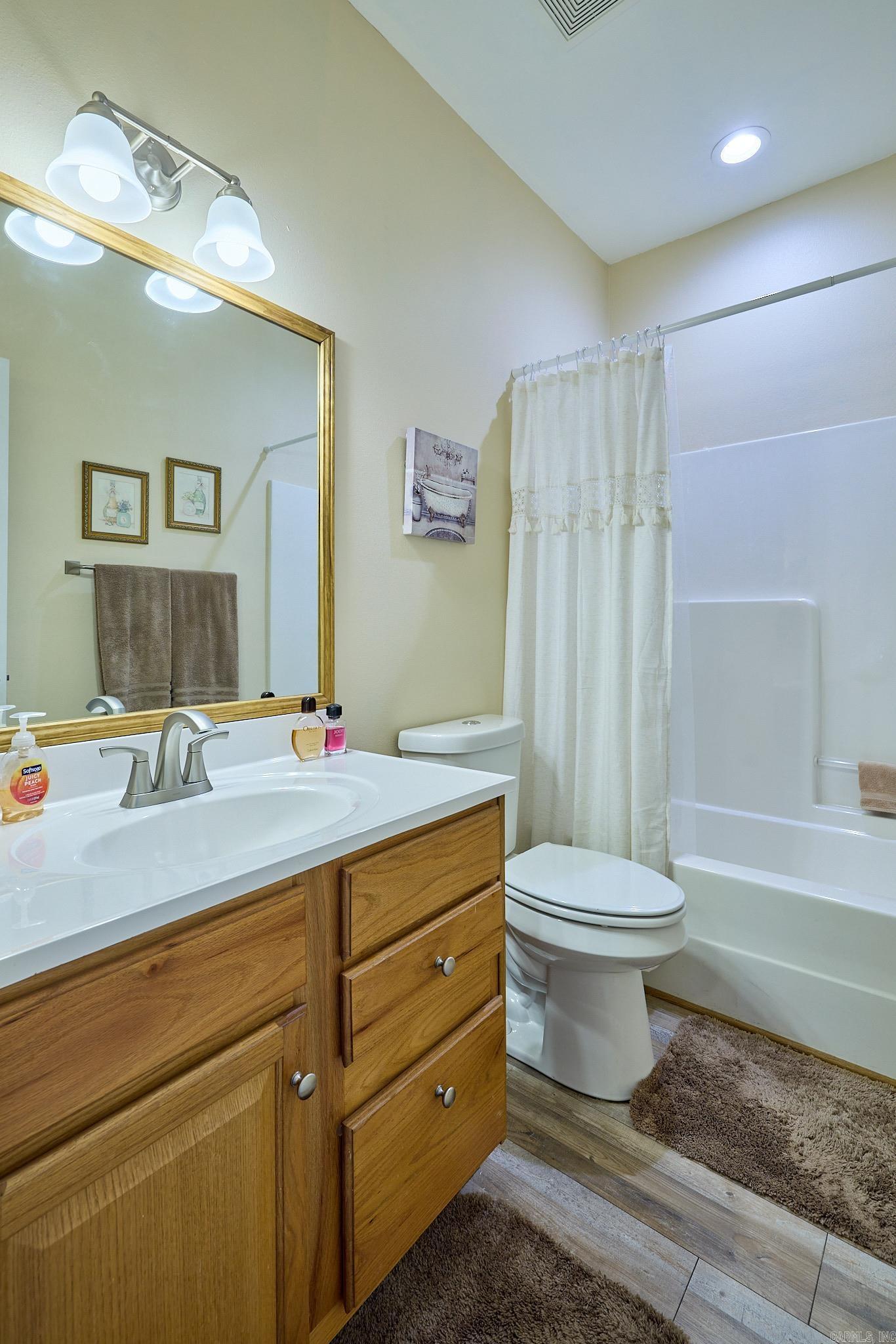 HERITAGE FARM - Residential