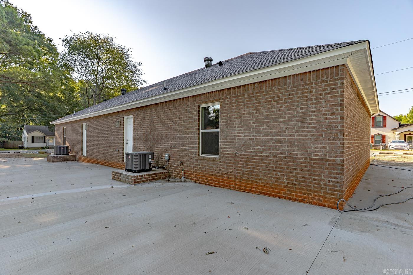 Metes & Bounds - Residential Income