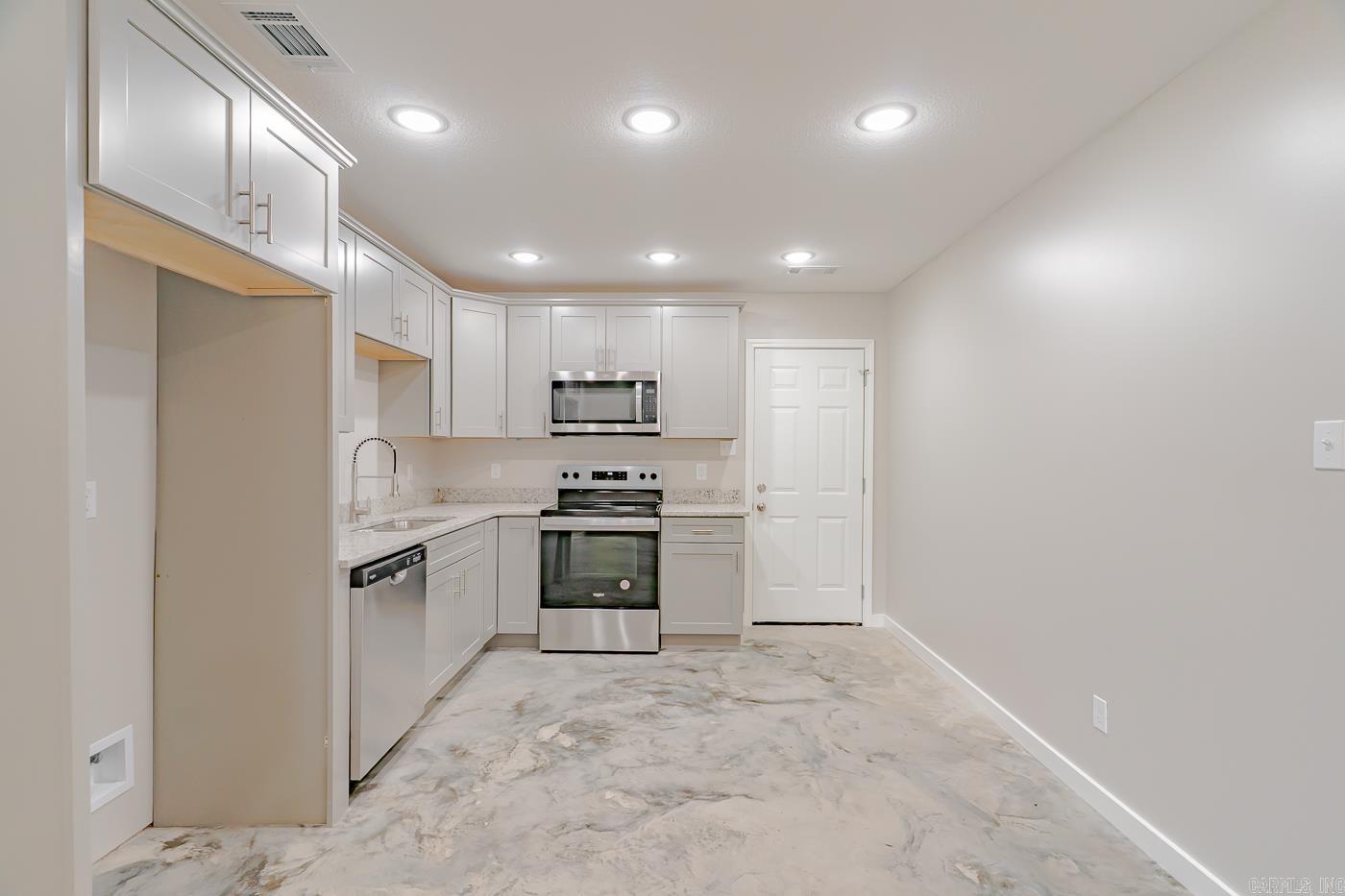 Metes & Bounds - Residential Income
