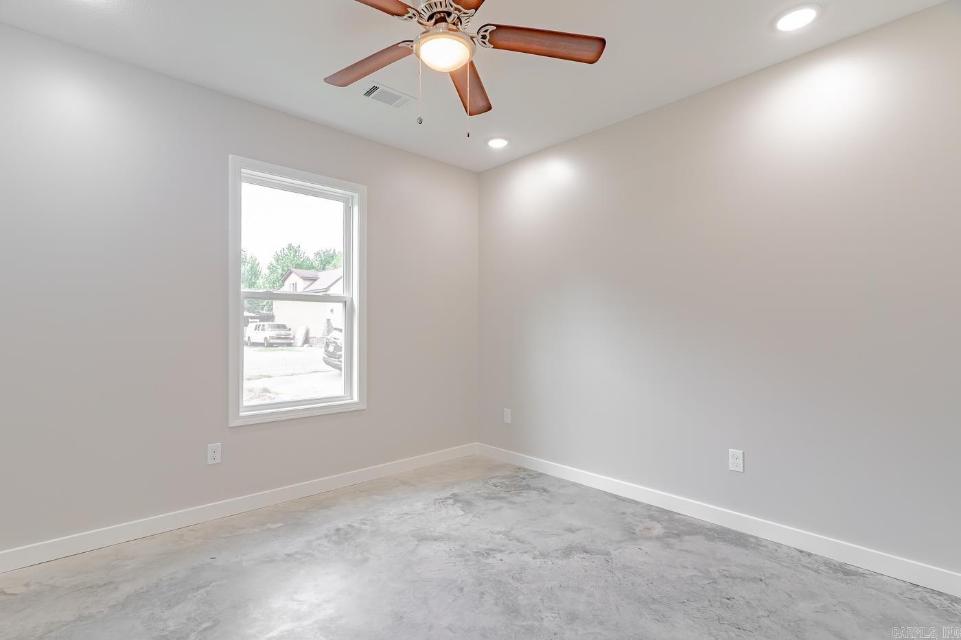 Metes & Bounds - Residential Income