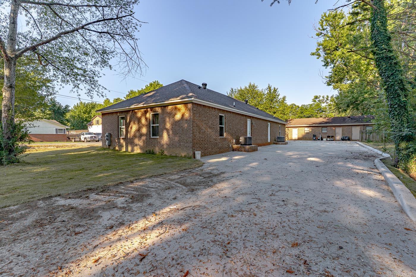 Metes & Bounds - Residential Income