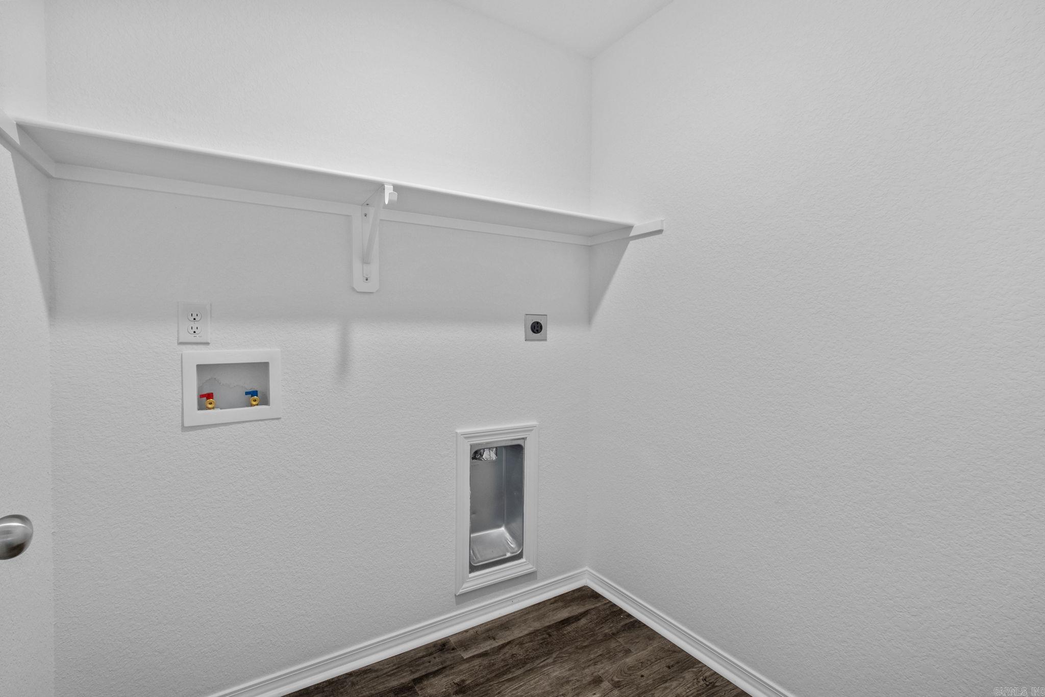 STAGECOACH MEADOWS - Residential