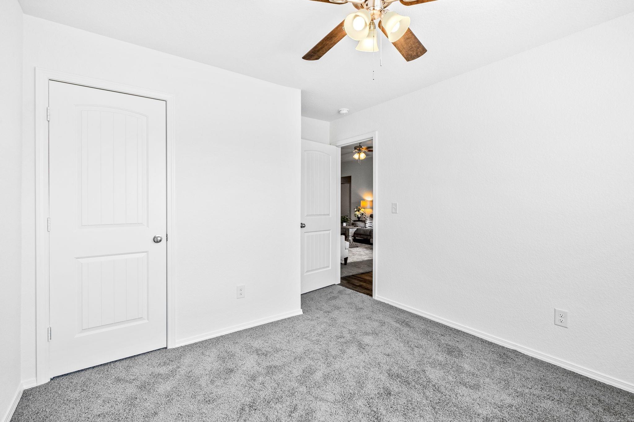 STAGECOACH MEADOWS - Residential