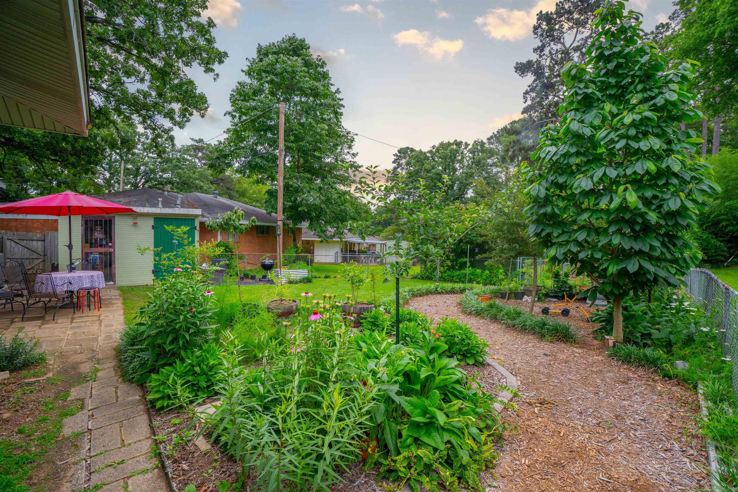 BROADMOOR ADD - Residential