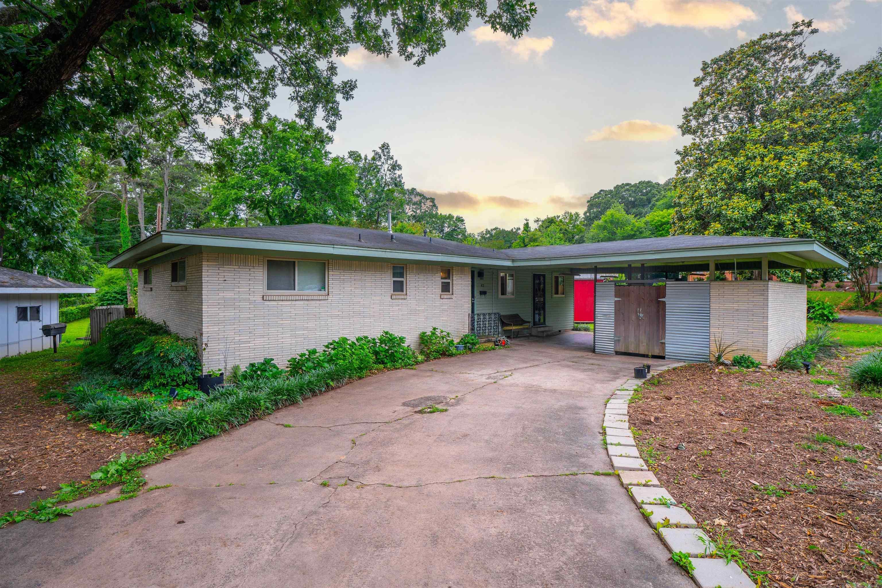 BROADMOOR ADD - Residential